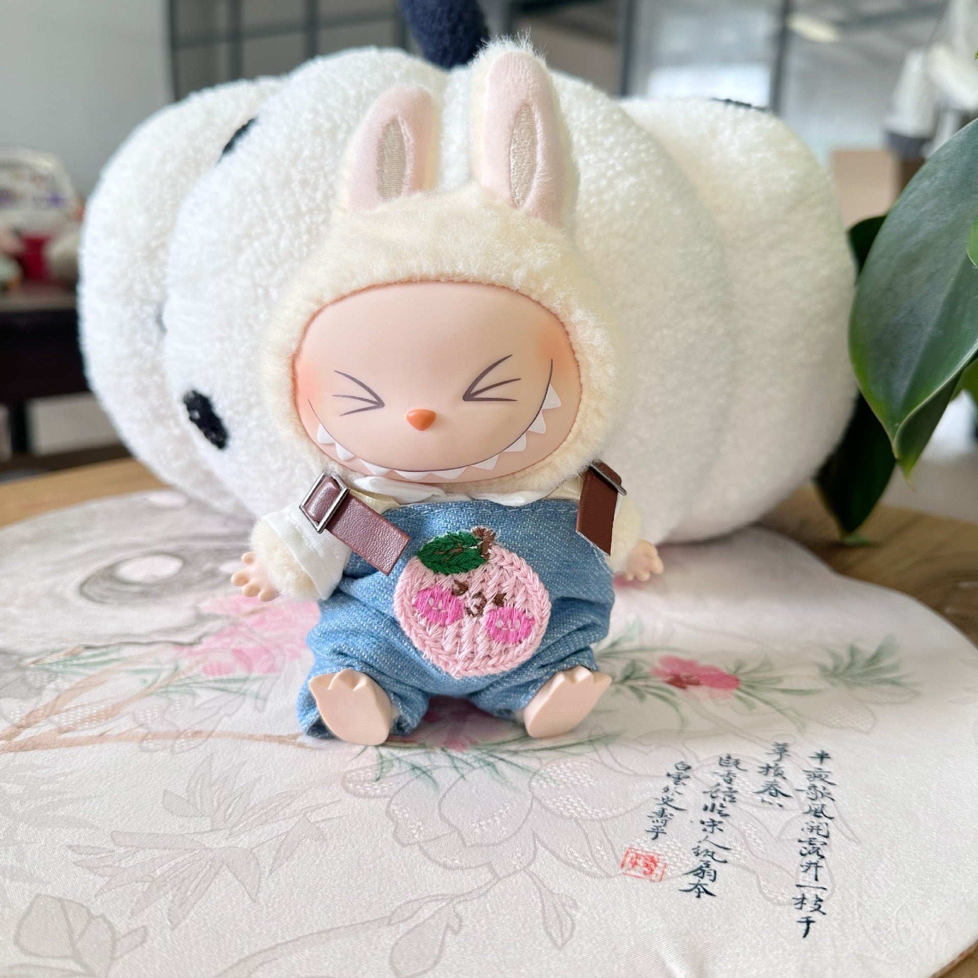 Only clothes] the first and second generation of Labubu doll clothes pull cloth sit party series baby clothes fruit suit