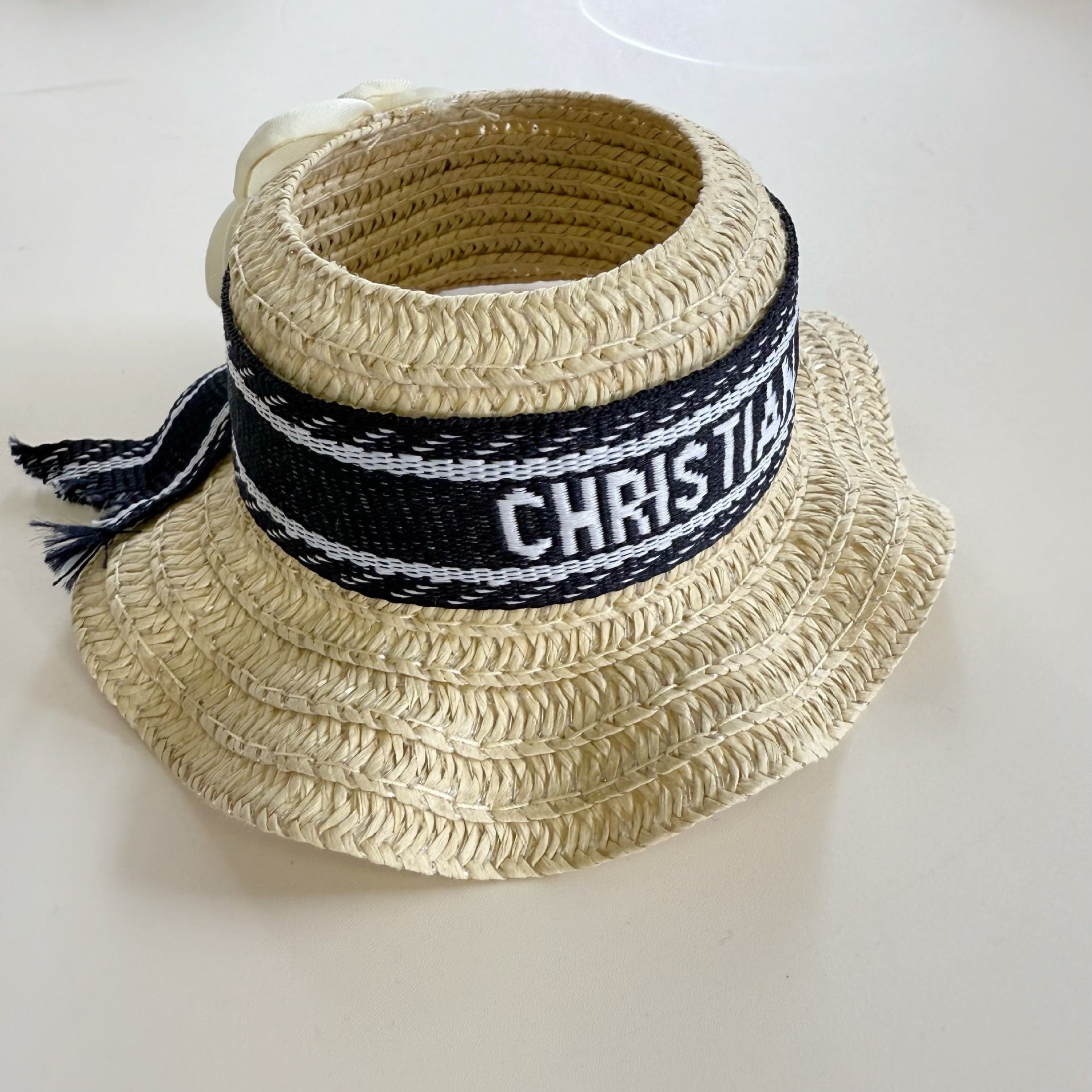 Only clothes] pendant pull cloth hat one, two and three generations of blind box LABUBU straw hat Zhilong hat star