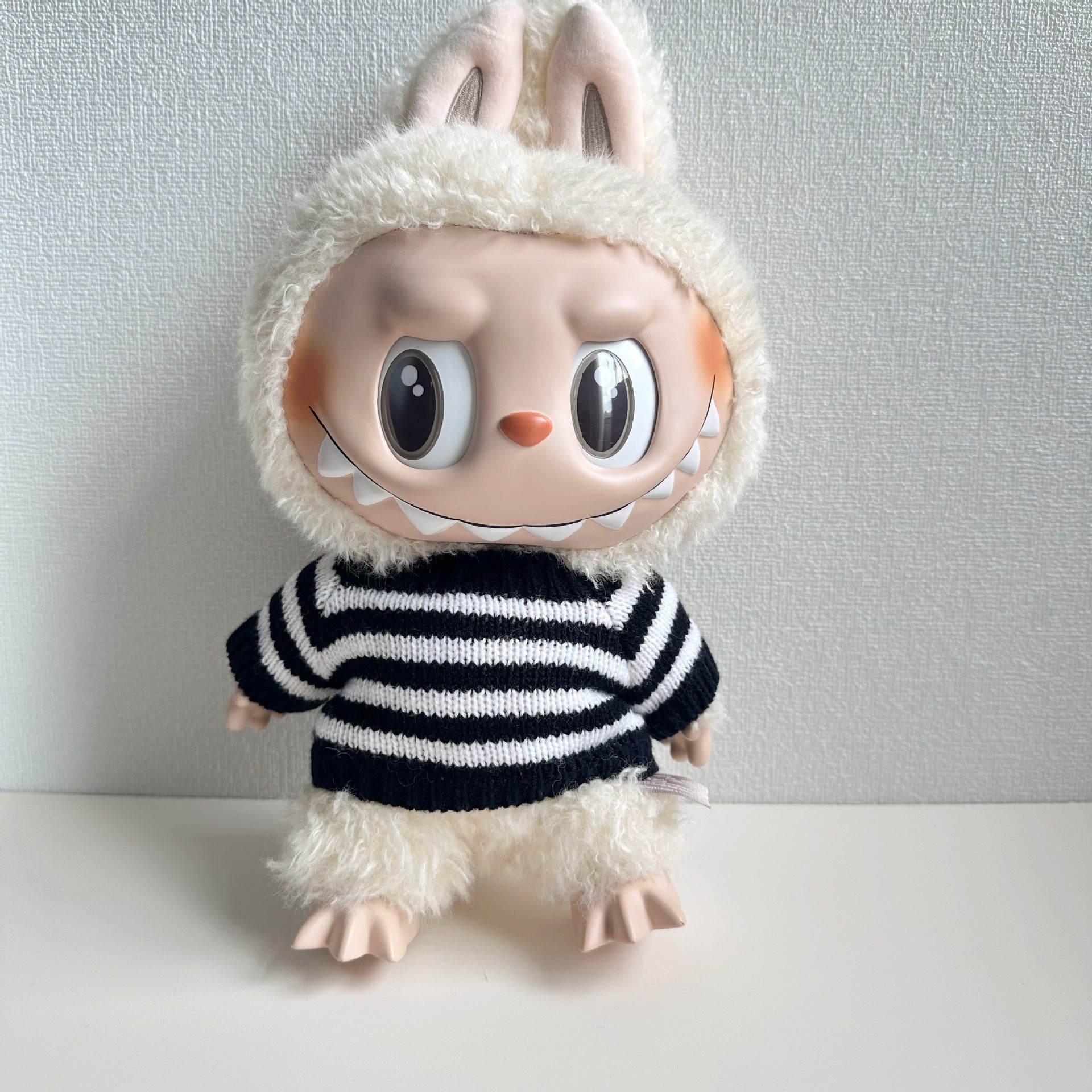 Labubu Doll Clothes - 38CM Cute Outfit Set with Sweater, Hat & Scarf