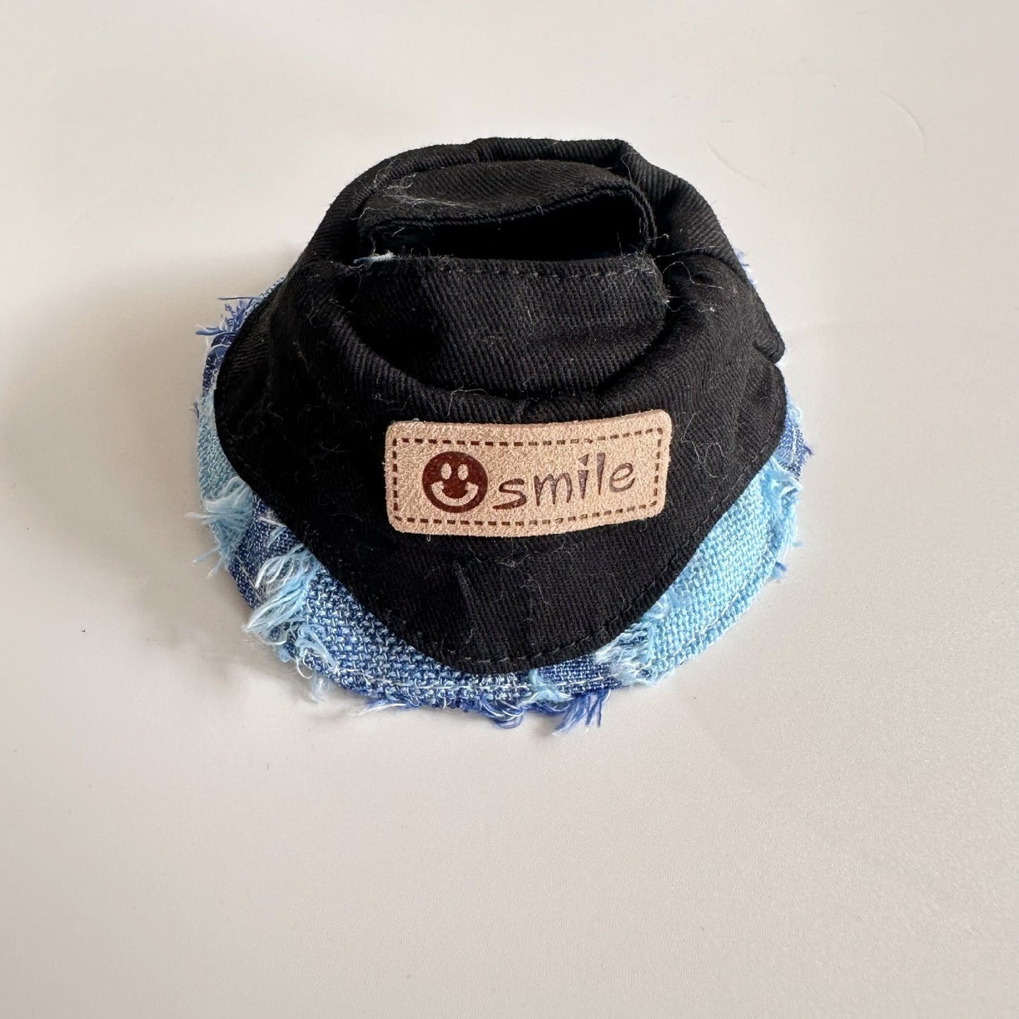 Clothes Only] Second Generation Blind Box Sitting Party Rag Clothes LABUBU Doll Cowboy Hat Strap Pants suit