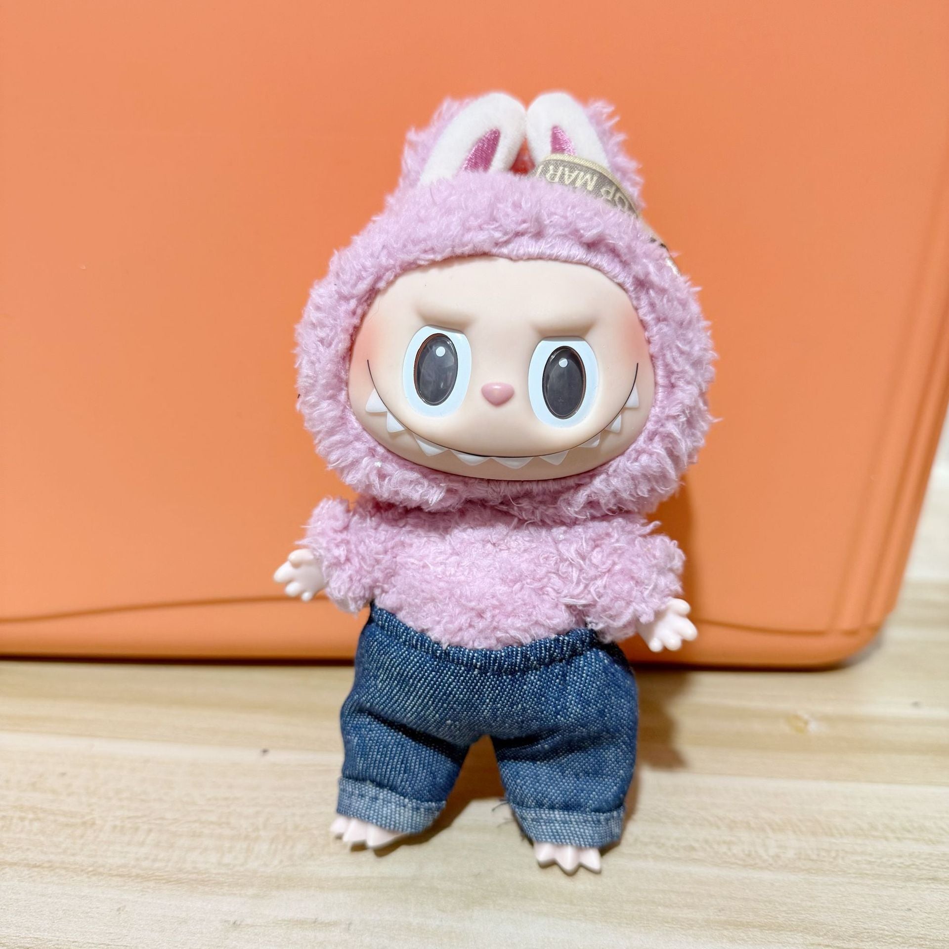 Only clothes] the first and second generation of blind box pull cloth clothes pendant LABUBU for high quality hooded sweater pants