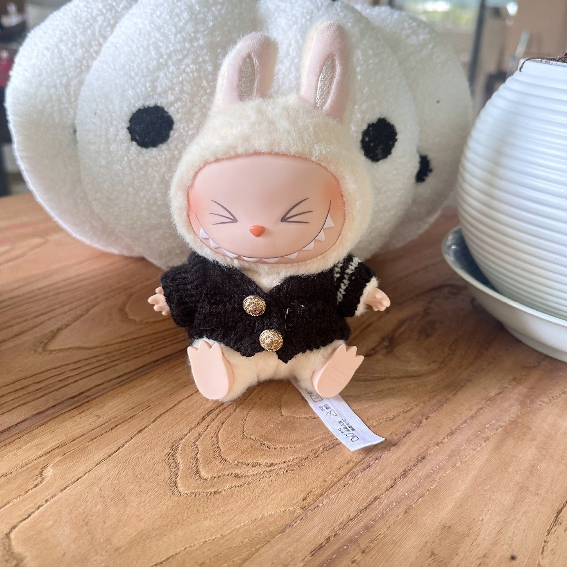 Only clothes] the first and second generation of labubu doll clothes LABUBU sitting party doll for autumn and winter sweater