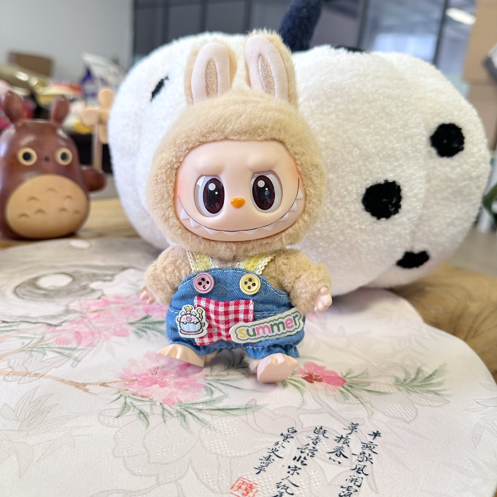 Clothes Only] Second Generation Blind Box Sitting Party Rag Clothes LABUBU Doll Cowboy Hat Strap Pants suit