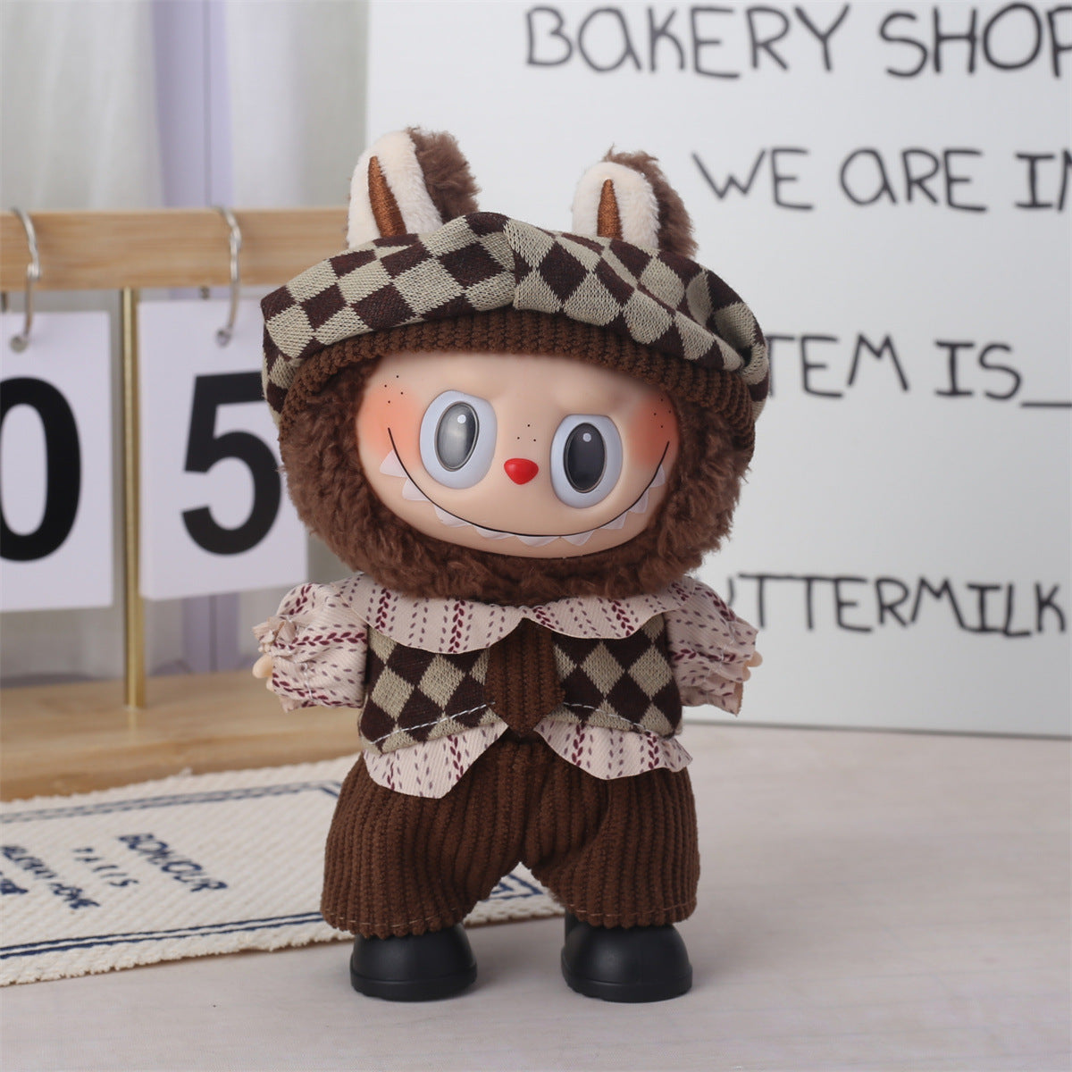Super Q cute labubu doll 17cm pendant generation for doll plush doll vinyl face change