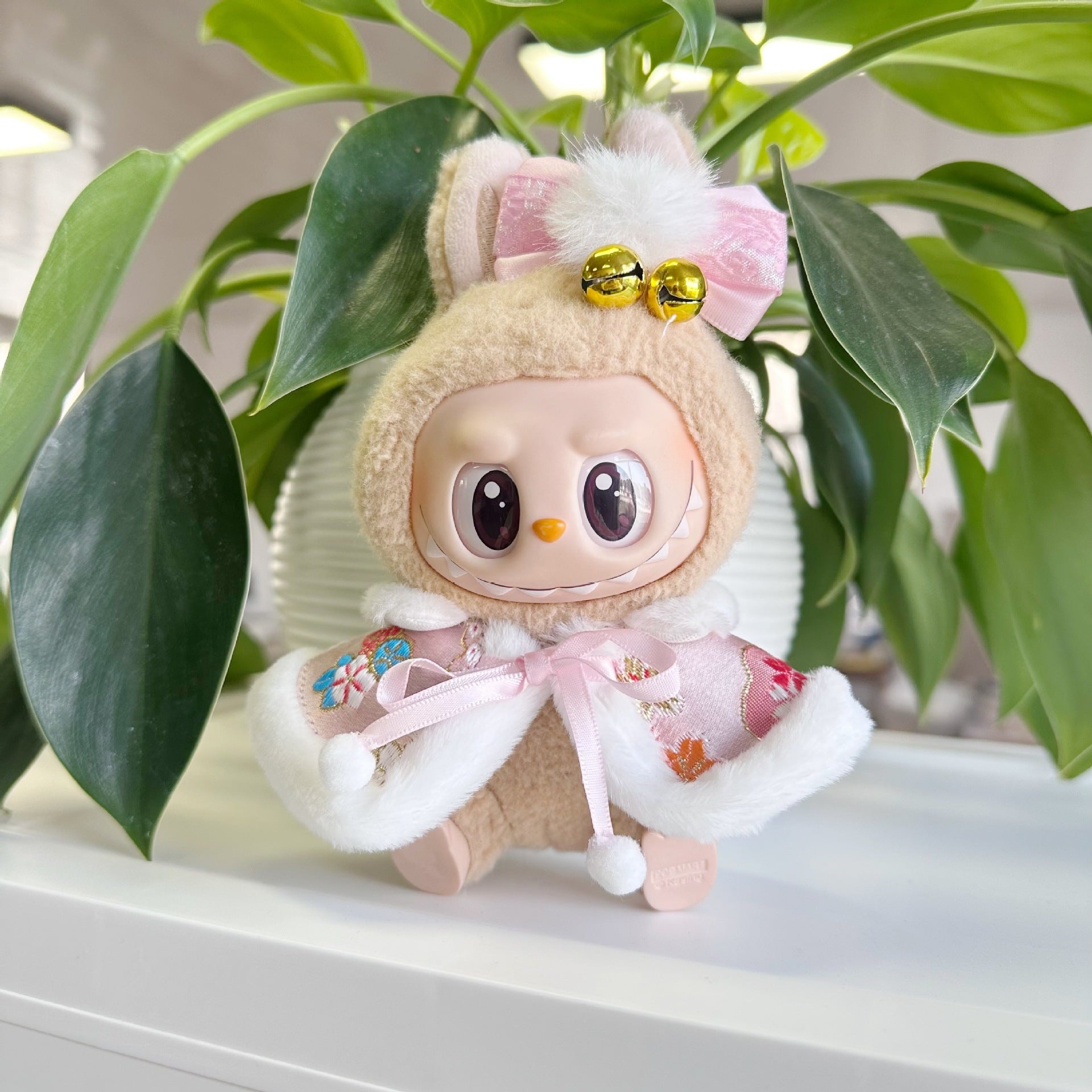Only clothes] the first and second generation blind box pull cloth pass wear new year clothes LABUBU sit party new year Tang suit new