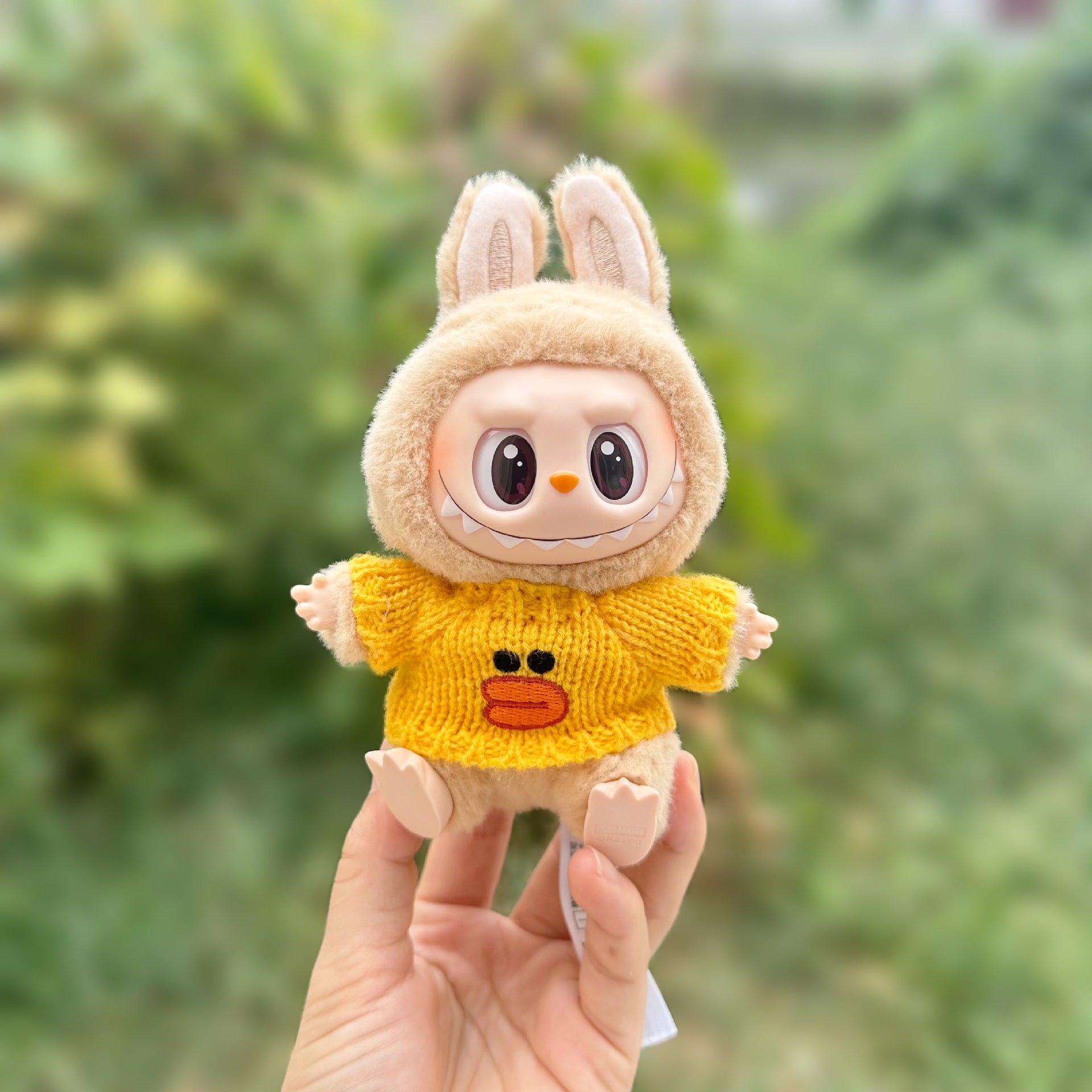 Only clothes] the first and second generation of labubu doll clothes LABUBU sitting party doll for autumn and winter sweater