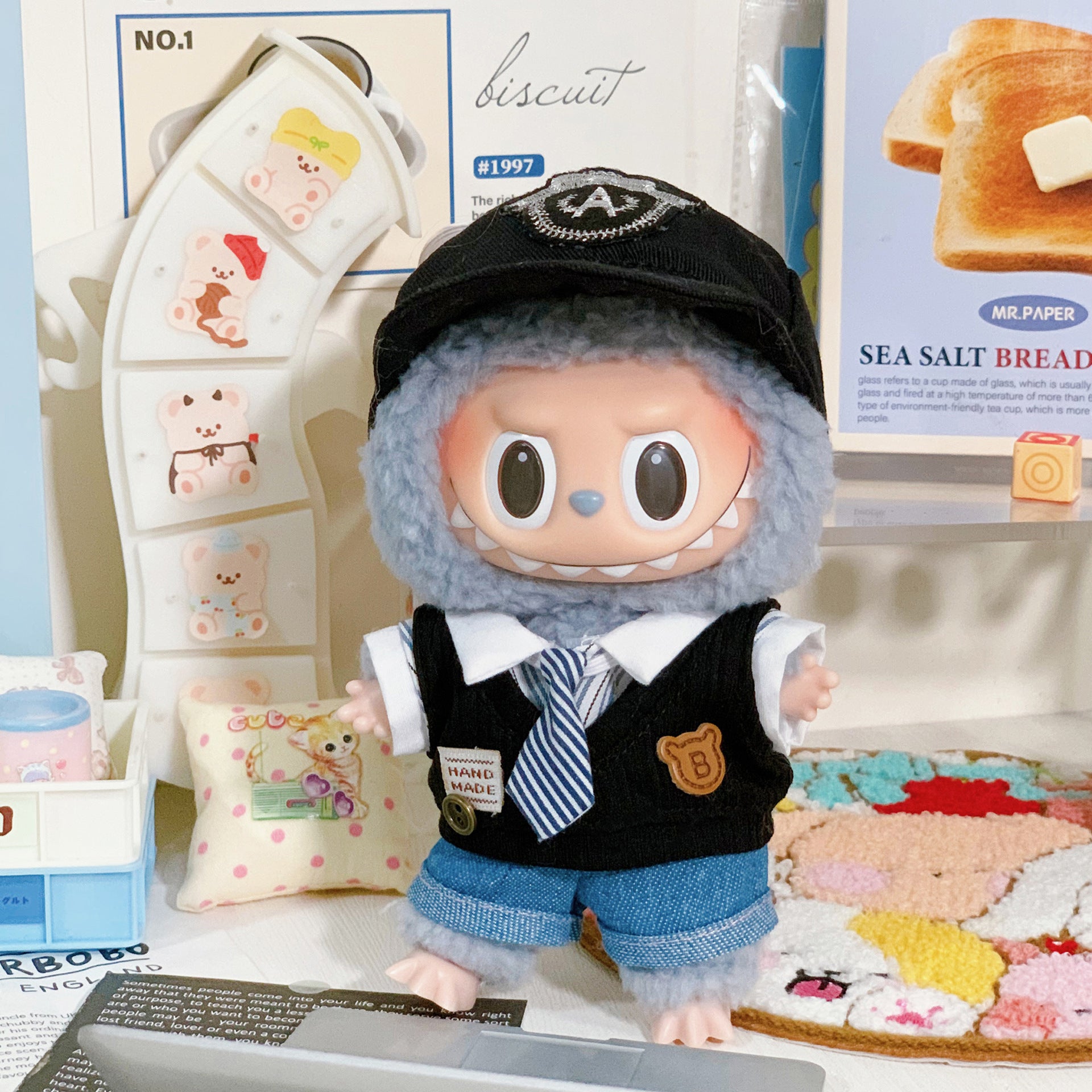 Labubu Doll Outfit Set - 17cm Vinyl Doll Clothes (Multiple Styles)