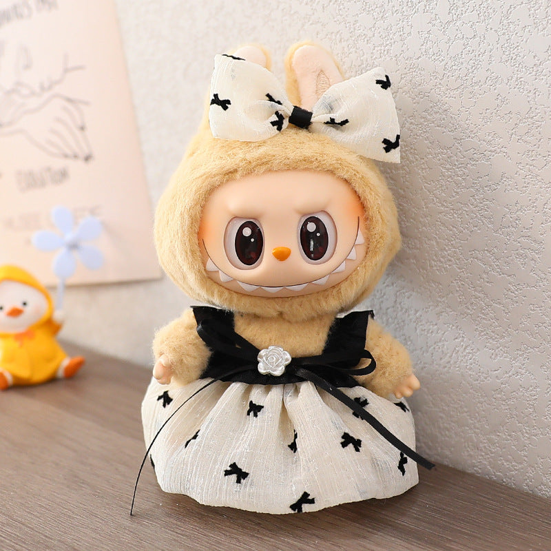 The first and second generation labubu labubu sit party vinyl doll blind box pendant doll clothes for wedding dress skirt