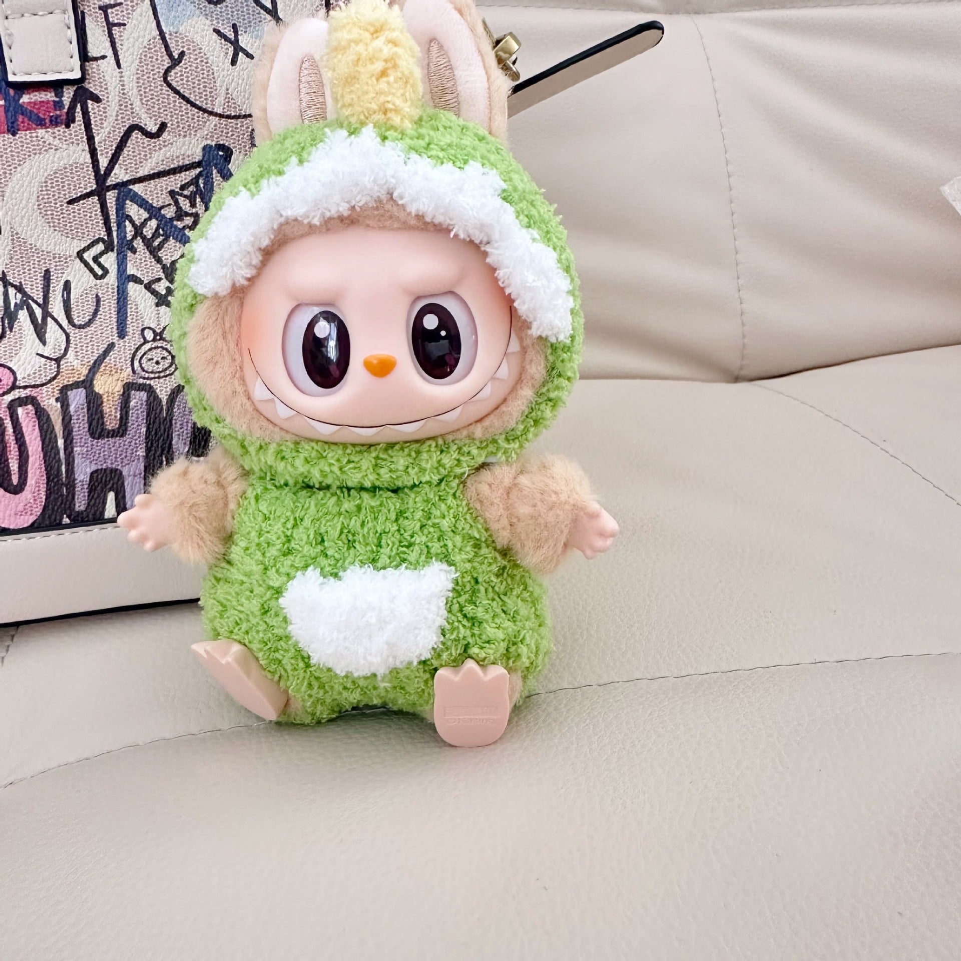 Clothes Only] Second Generation Labubu Clothes Pendant Labubu Sitting Party Doll Clothes Hand-made Dinosaur suit