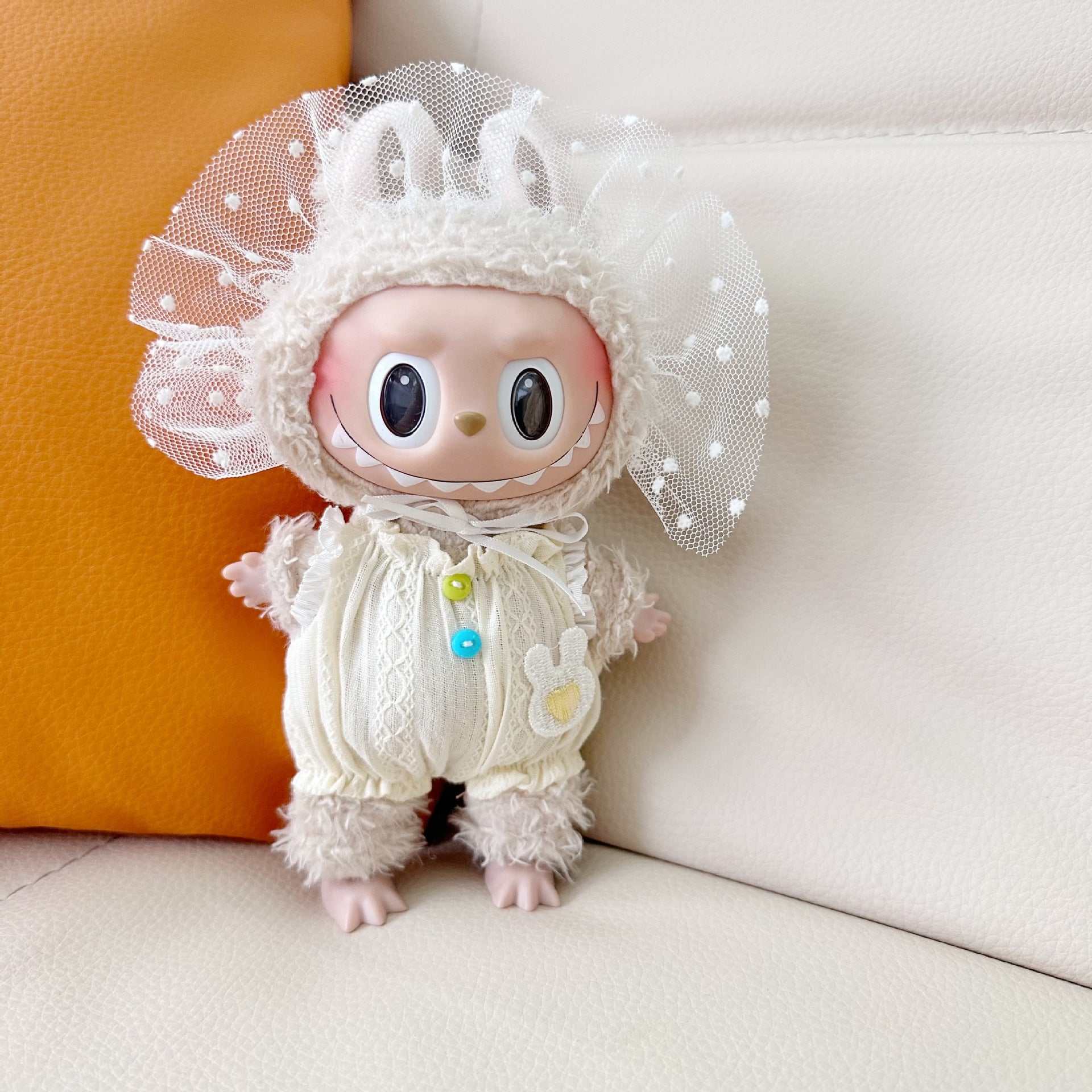 Only clothes] LABUBU doll clothes 17CM pendant pull cloth for milk yellow climbing clothes suit in stock adorable
