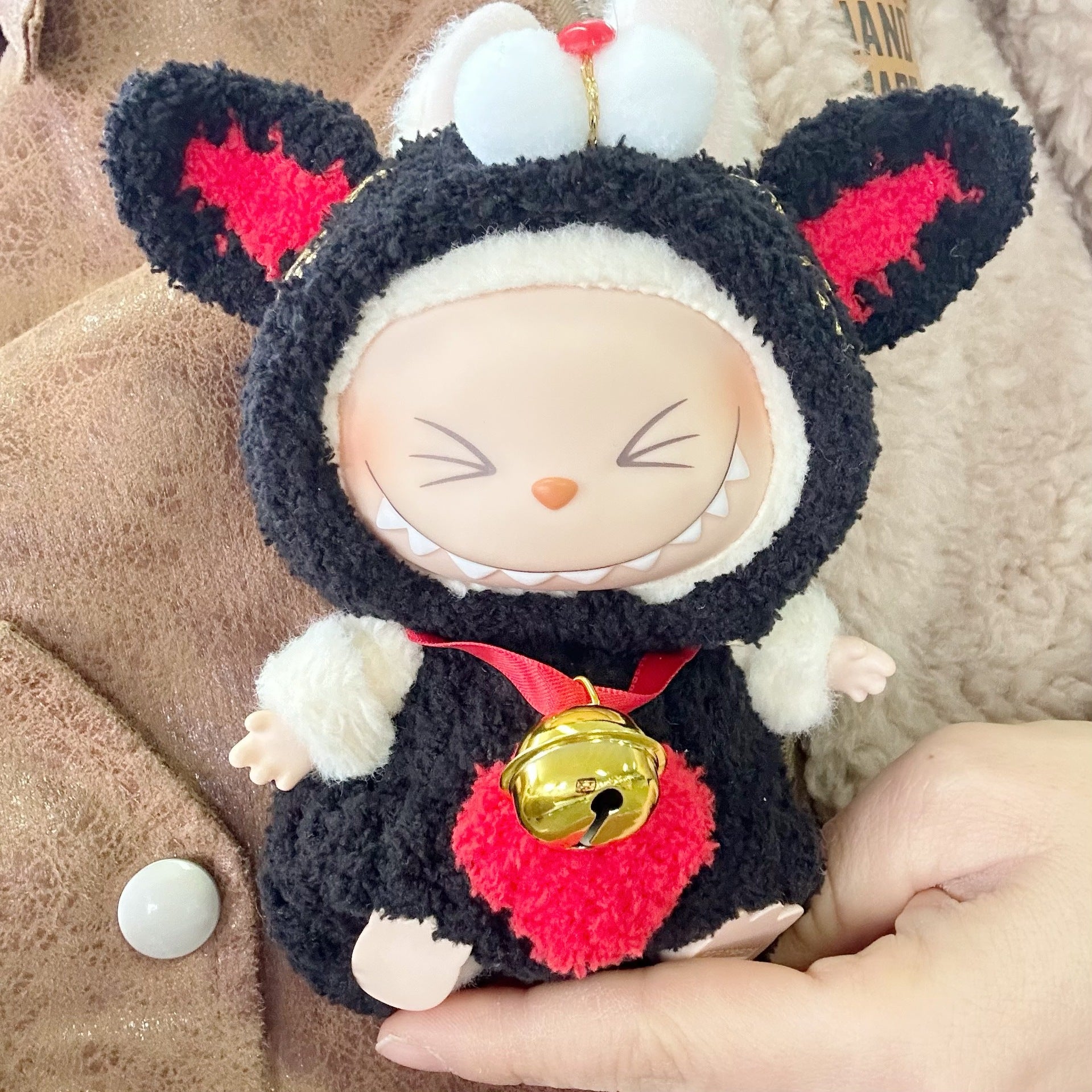 Only clothes] the first and second generation of blind box pull cloth cloth clothes pendant LABUBU hand-made lucky cat for lucky bag cat