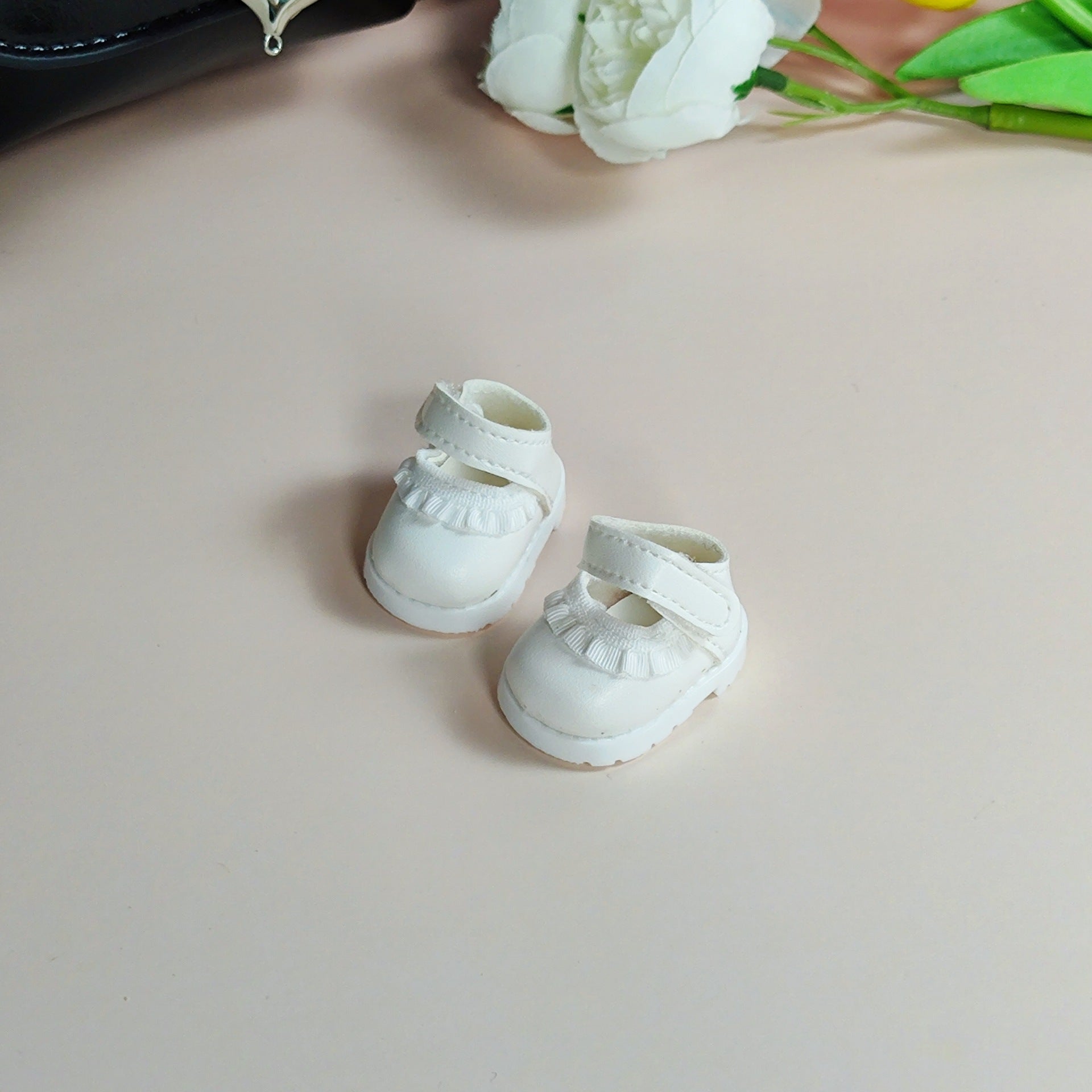 Labubu Doll Clothes Set - Crown, Shawl & Shoes for 1st/2nd Gen