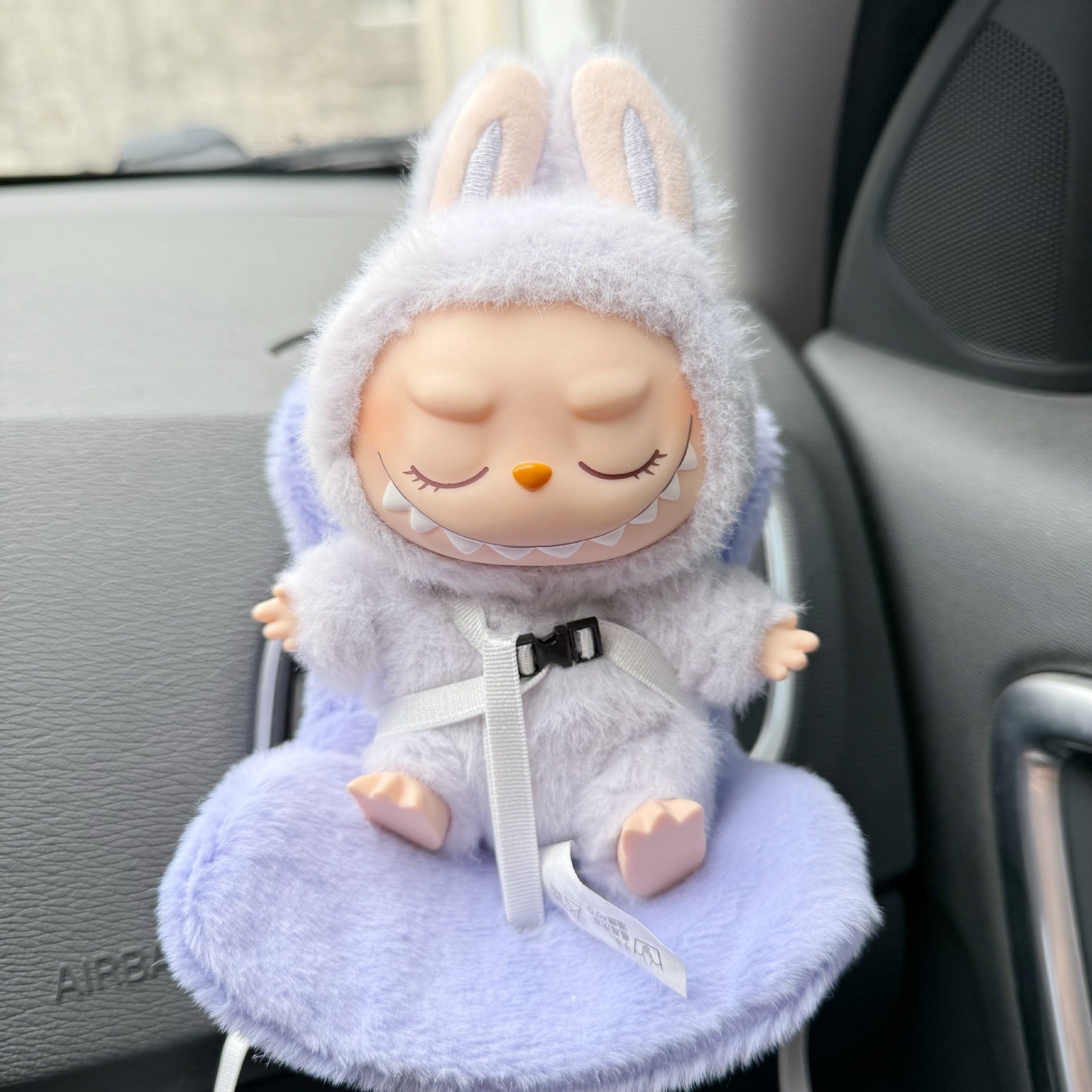 Seat only] Second-generation Rabub Sitting Party Safety Seat Car Air Outlet Ornaments LABUBU Accessories Chair