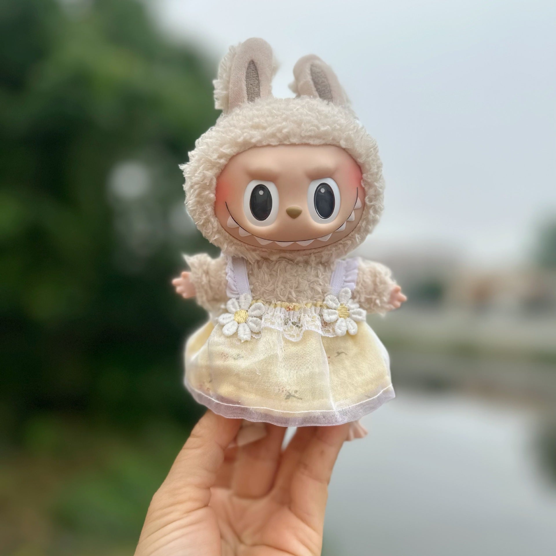Clothes Only] Bubble Mart 17CM Labu Doll Skirt Keychain LABUBU Strapless Cardigan suit Cute