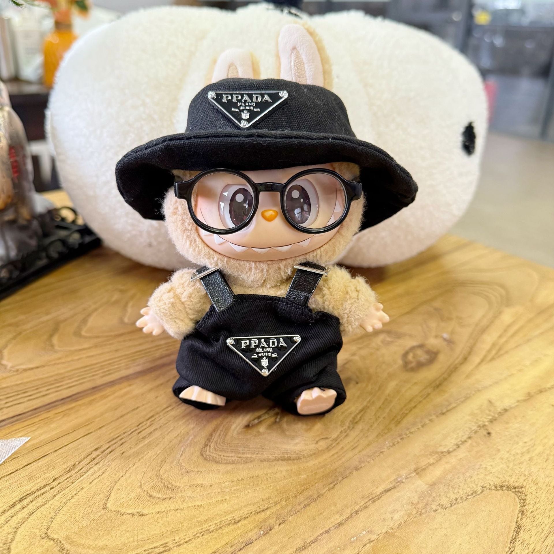 Only clothes] generation one or two blind box pull cloth doll suspenders suit LABUBU pendant pink hat pants