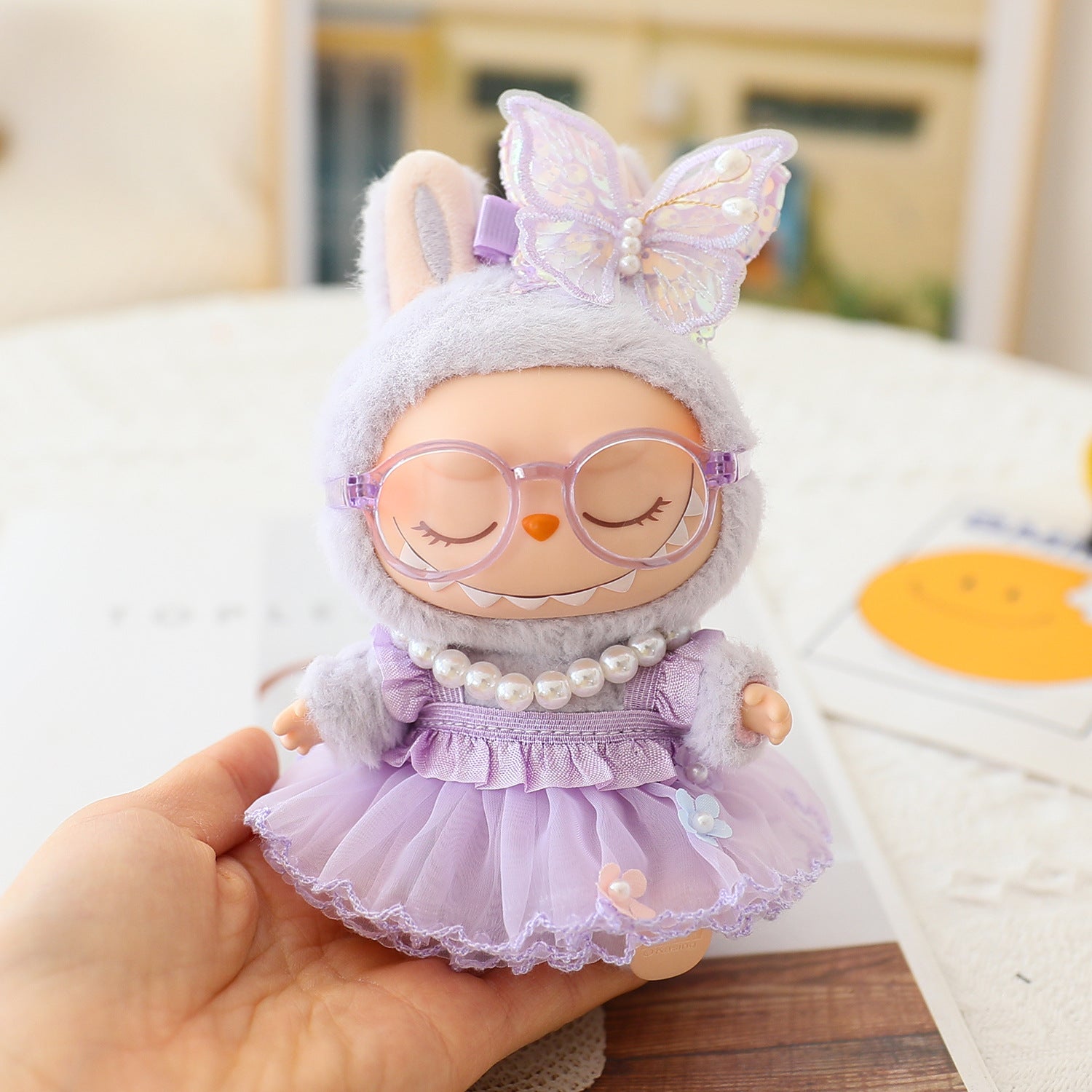 Labubu Labubu Doll Vinyl Blind Box Pendant Sitting Party One, Two and Three Generations Butterfly Veil Dress Accessories