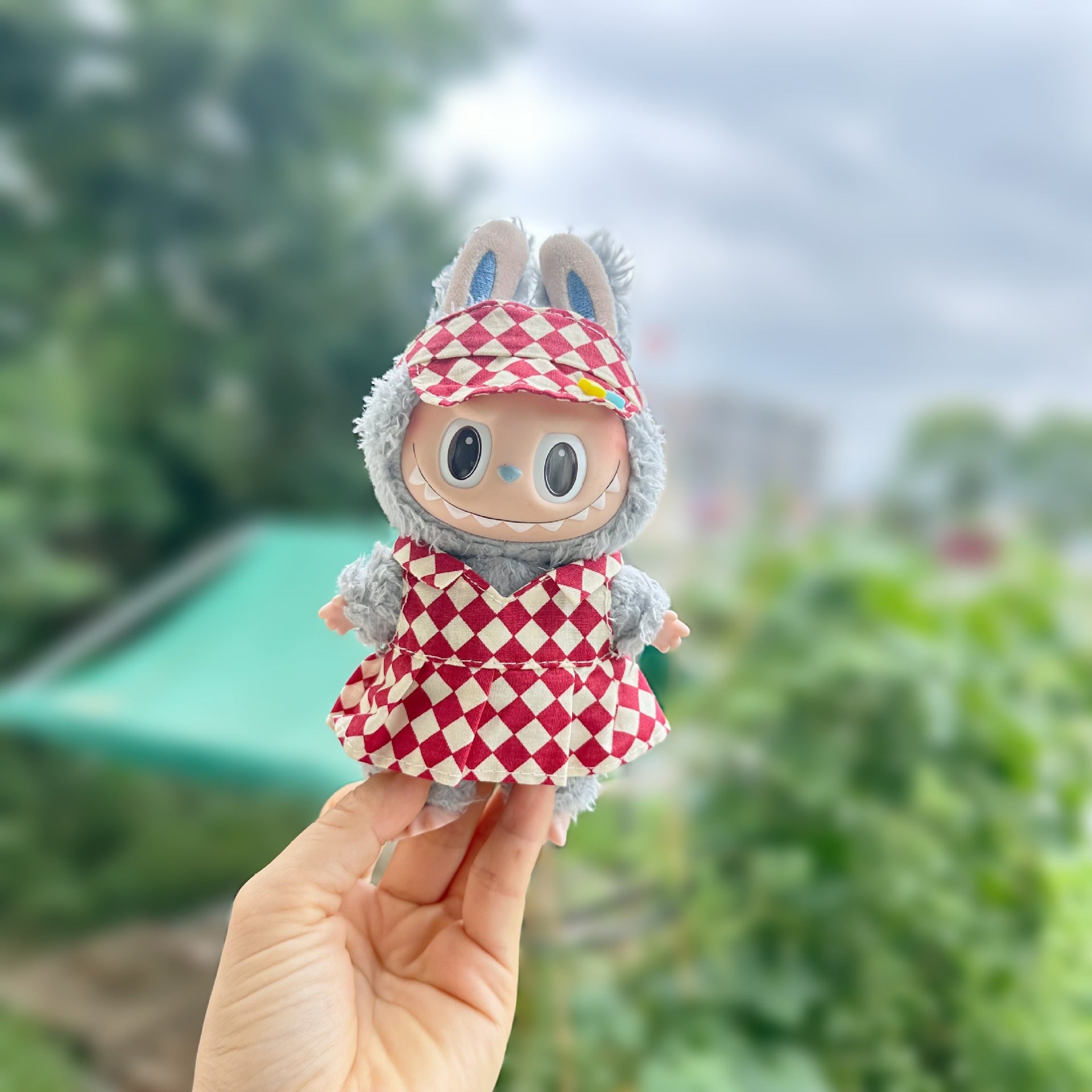 Only clothes] 17CM pendant cloth cloth clothes blind box LABUBU doll rhombus strap skirt suit new product