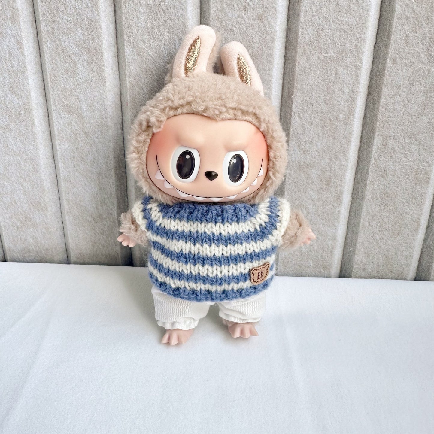 Vinyl Labubu doll clothes 17cm cloth cloth clothes handmade sweater suspender pants suit blind box Doll replacement