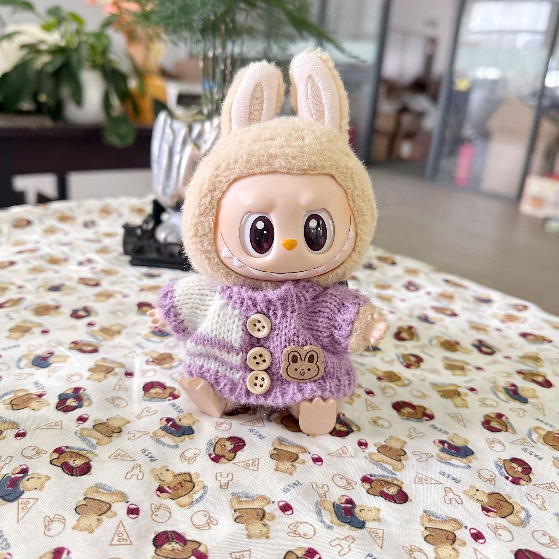 The first and second generation of blind box cloth clothes sweater hat backpack DIY with LABUBU sit party doll clothes