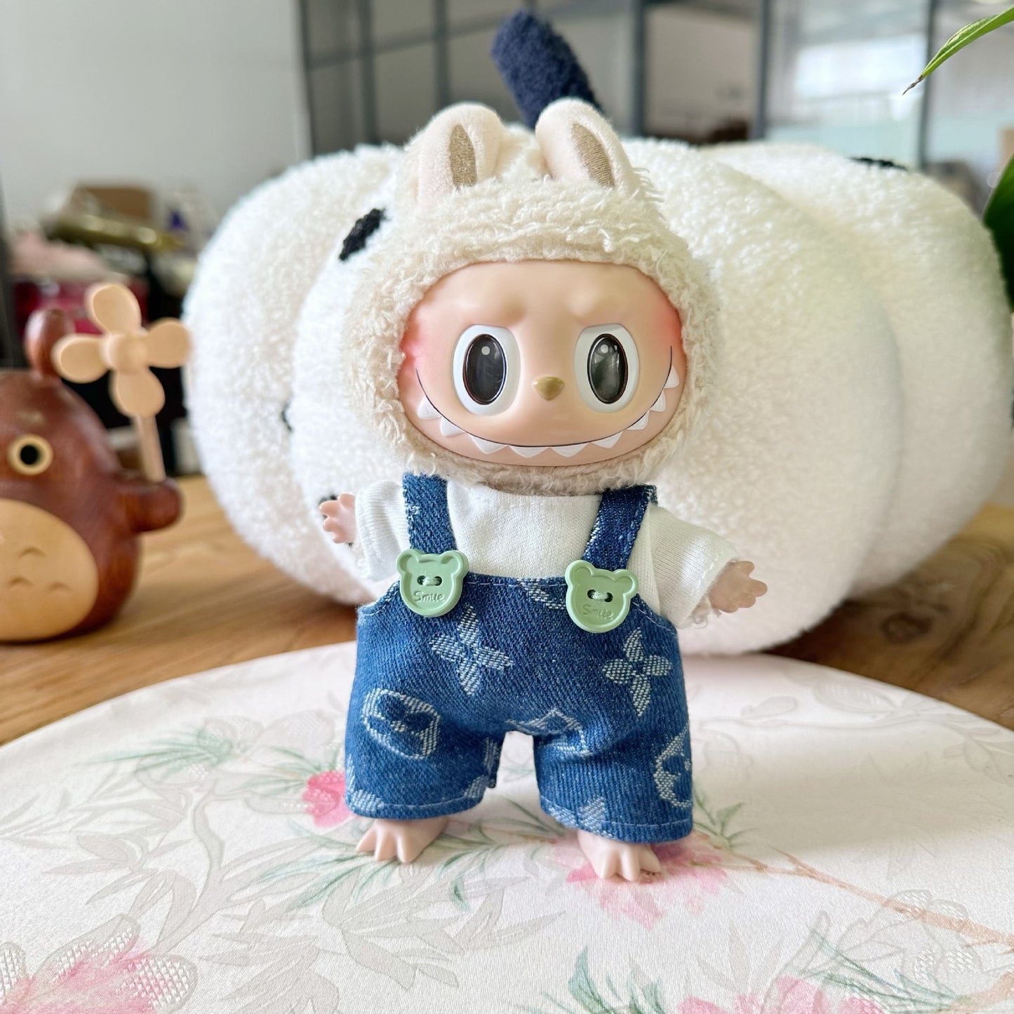 Only clothes] blind box pull cloth doll clothes 17CM pendant LABUBU suit for four-leaf clover suspenders