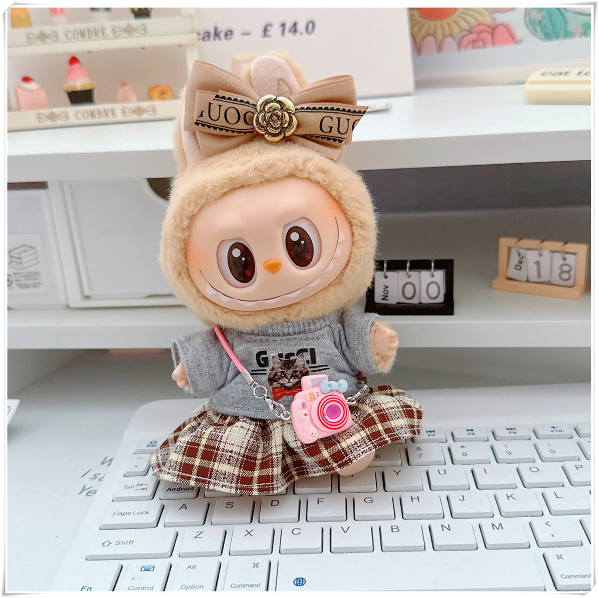 Labubu Doll Outfit - Plaid Skirt & Accessories for 10cm & 17cm Dolls