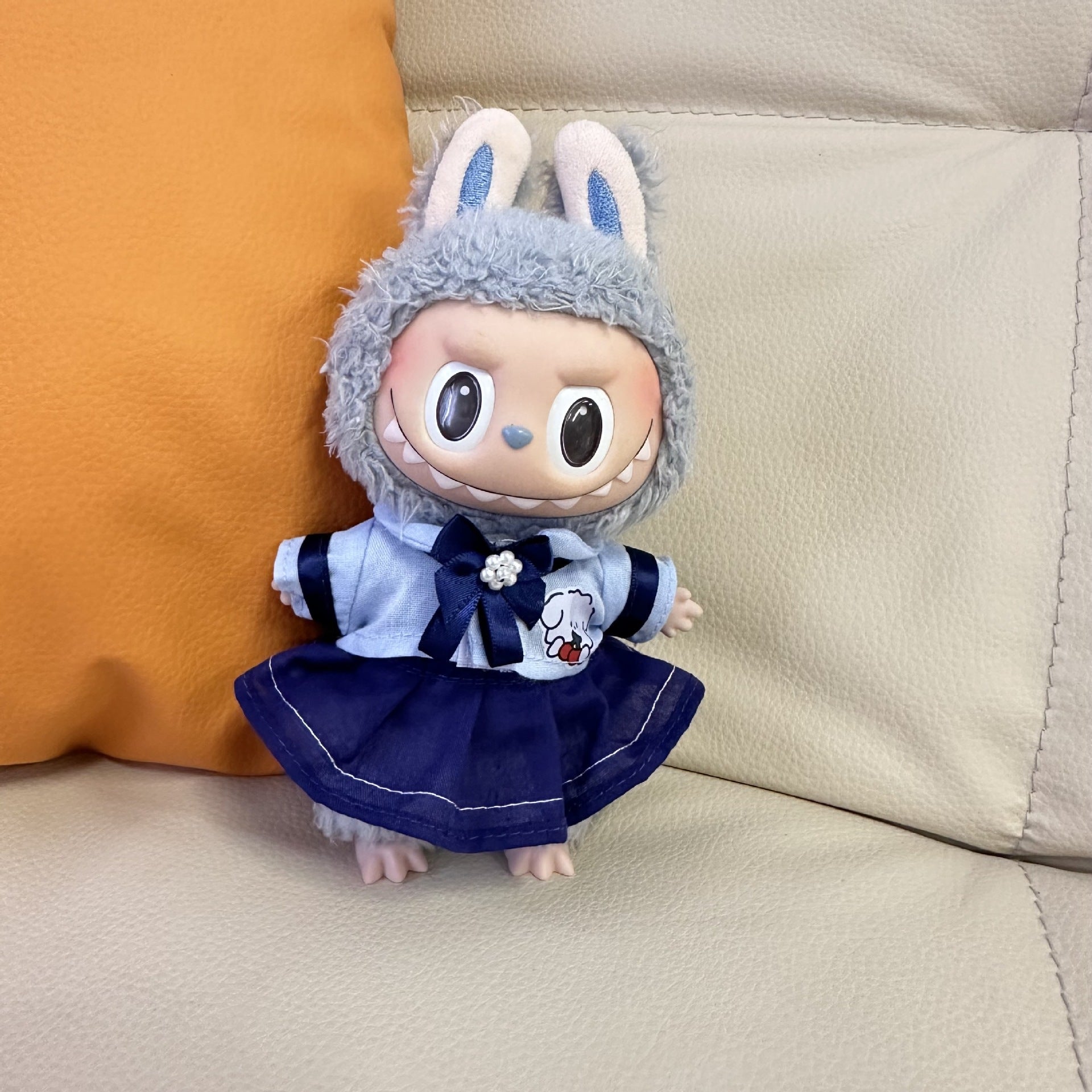 Clothes Only] Vinyl Blind Box Labubu Doll Clothes 17CM Pendant LABUBU suit for Hong Kong School Uniform