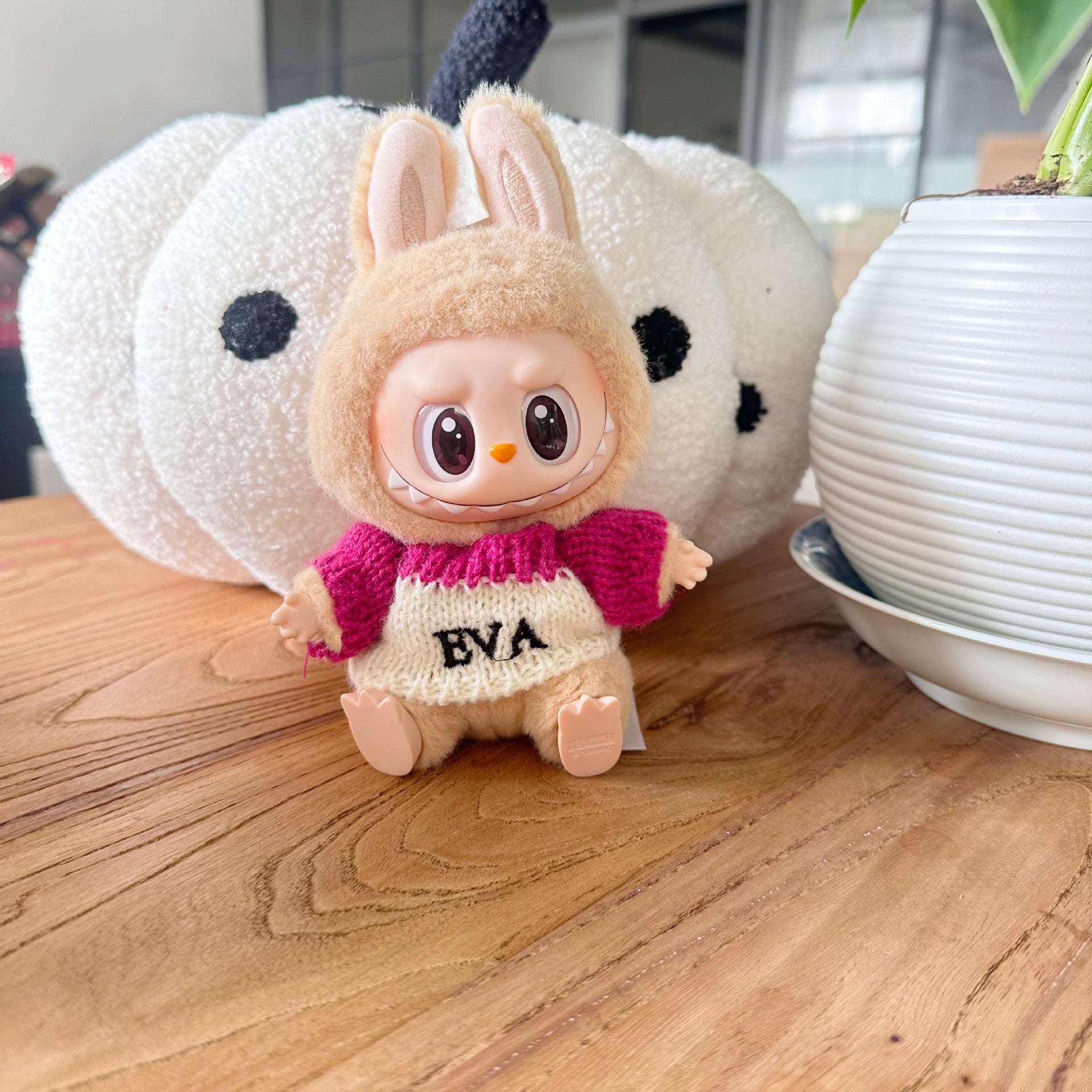 Only clothes] the first and second generation of labubu doll clothes LABUBU sitting party doll for autumn and winter sweater
