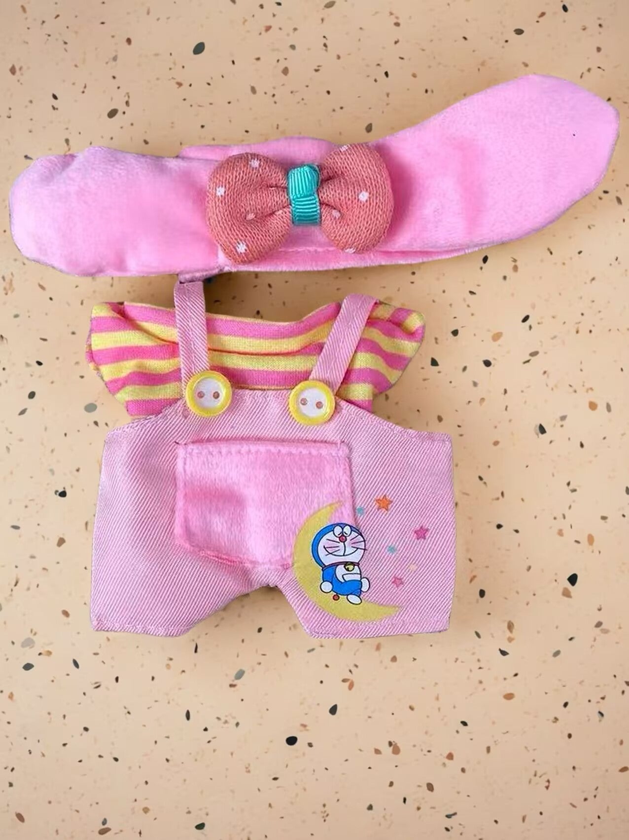 Wholesale labubu labubo doll clothes 17cm blind box pendant one or two generation vinyl doll replacement clothes suit
