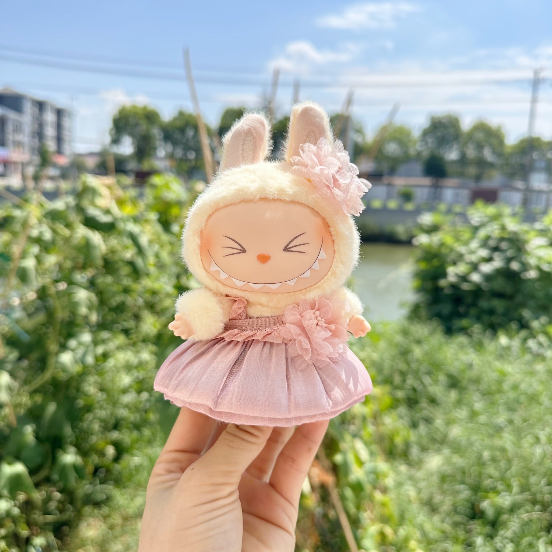 Clothes Only] Blind Box Sitting Parabu Doll Clothes Flower Bub Skirt suit Keychain LABUBU Clothes Beauty