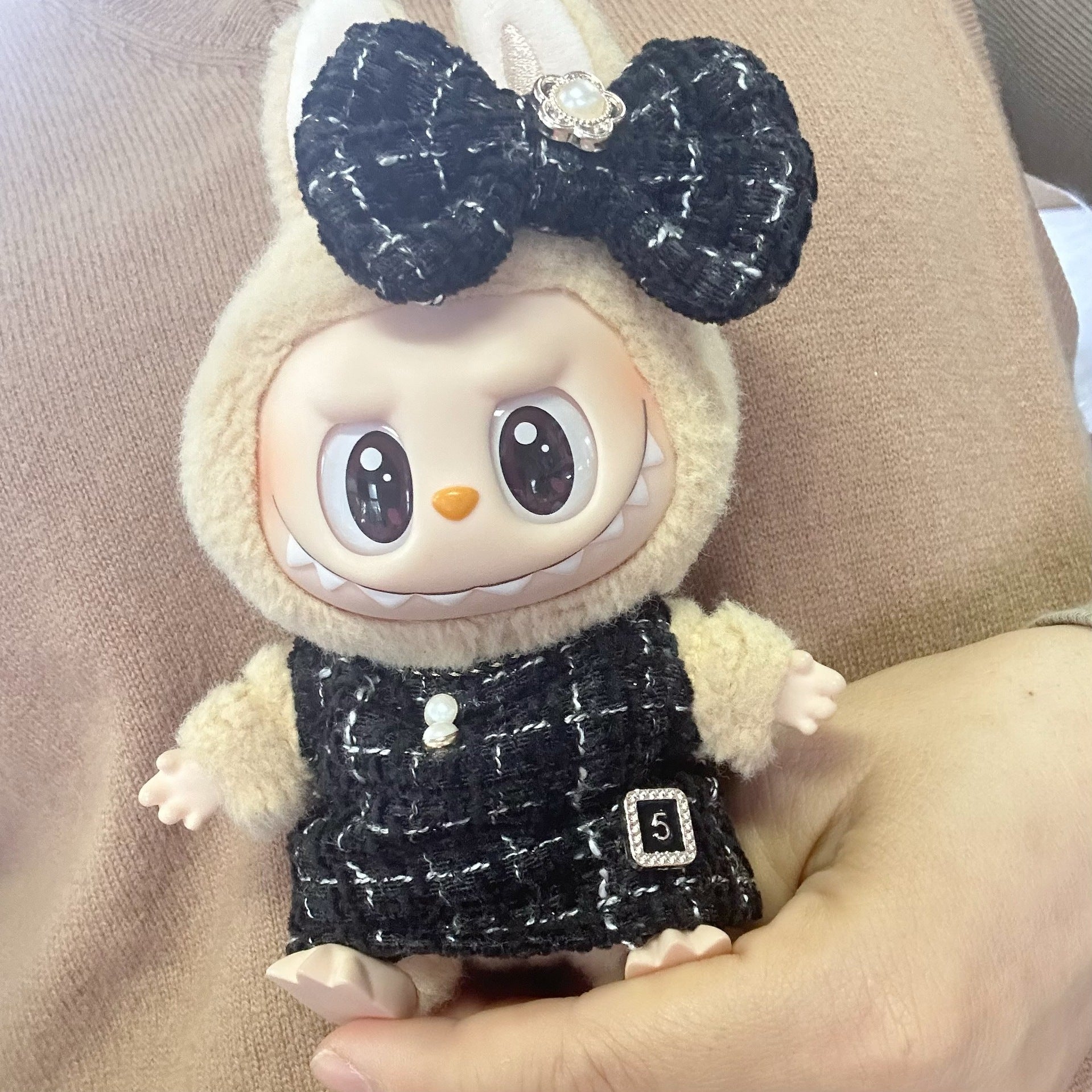 Clothes Only] One or Two Generation Blind Box Labubu Doll Clothes Pendant LABUBU Dress for Lady Fragrant Style Skirt Series