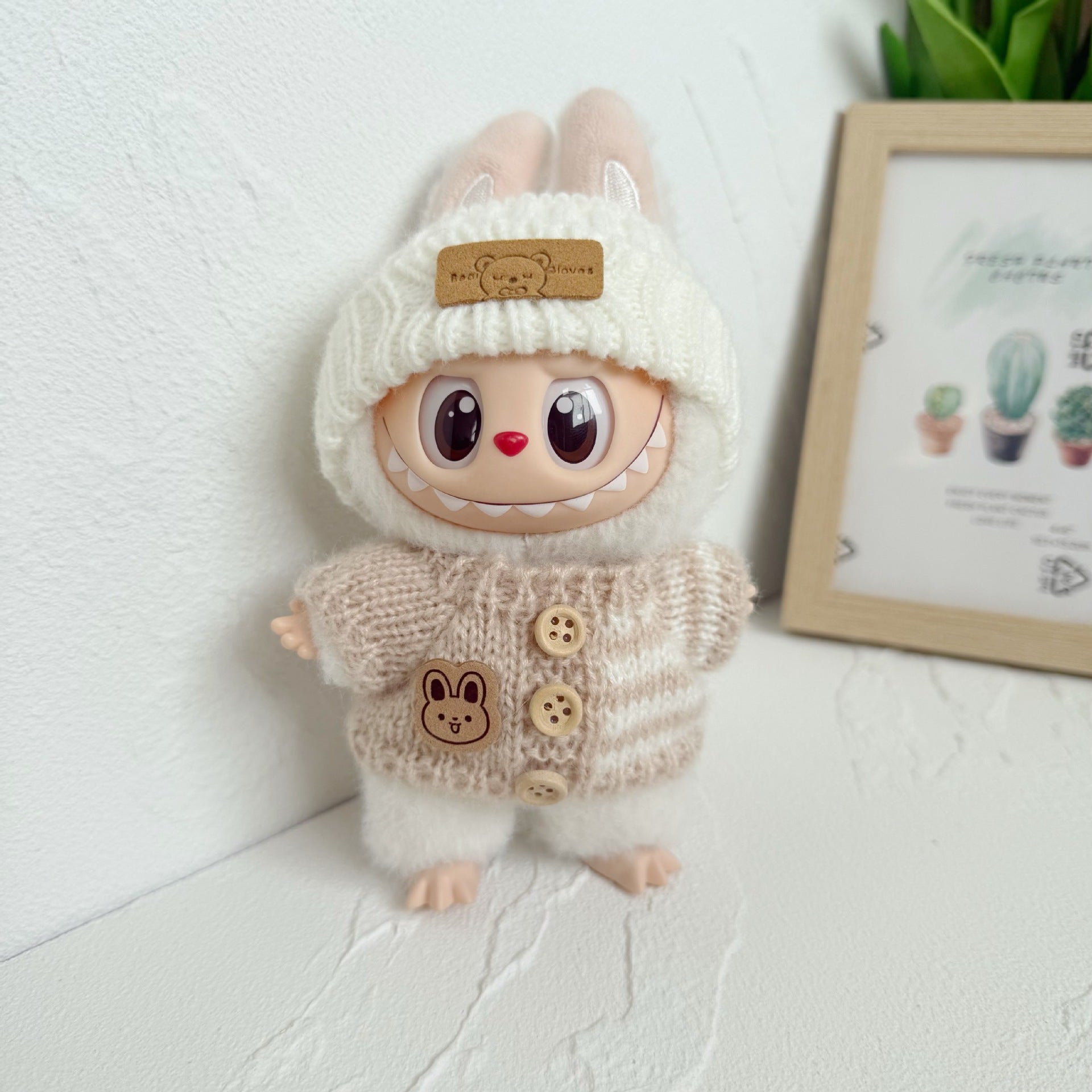 The first and second generation of blind box cloth clothes sweater hat backpack DIY with LABUBU sit party doll clothes