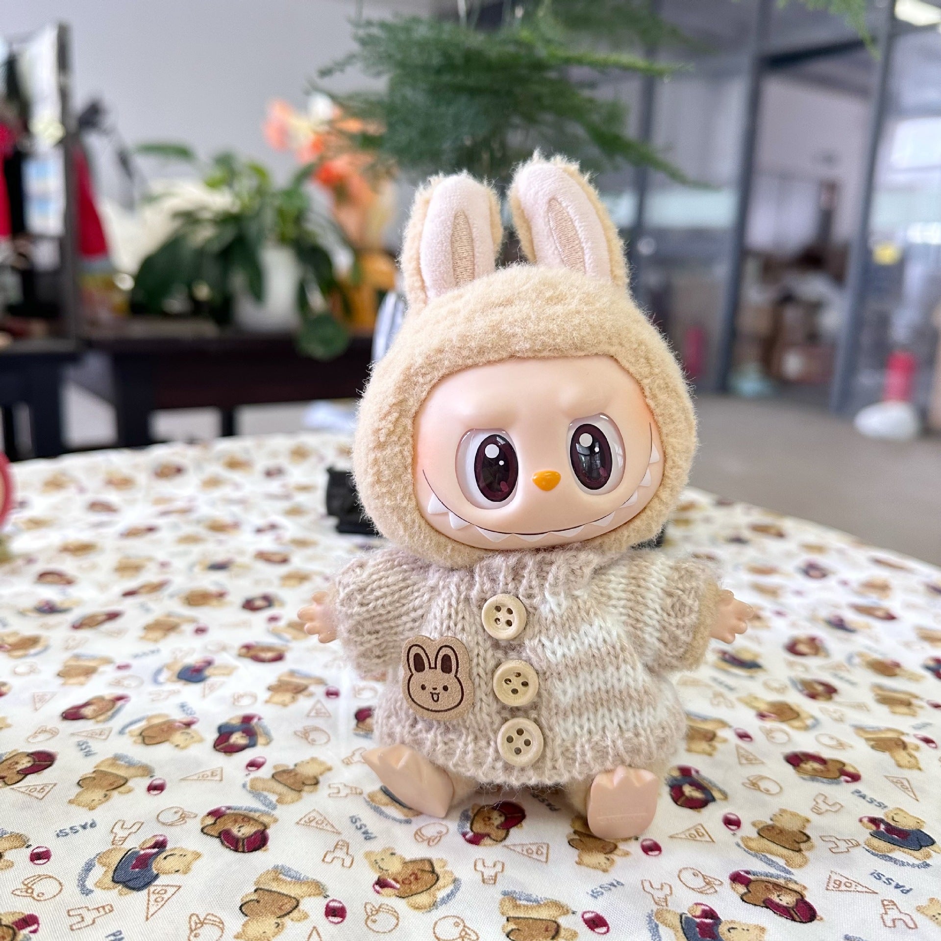 Only clothes] the first and second generation of blind box Rab cloth doll clothes LABUBU for the double bear sweater New Year's outfit