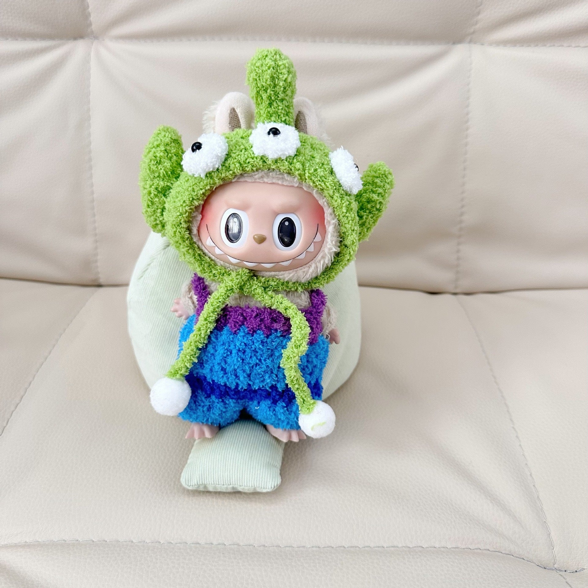 Only clothes] 17cm vinyl blind box cloth clothes handmade cake blue elephant suit LABUBU