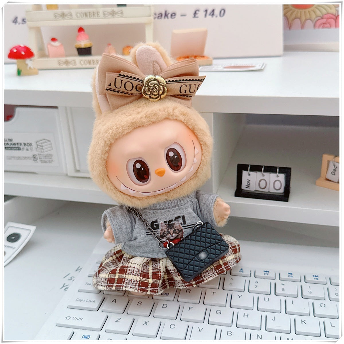Labubu Doll Outfit - Plaid Skirt & Accessories for 10cm & 17cm Dolls