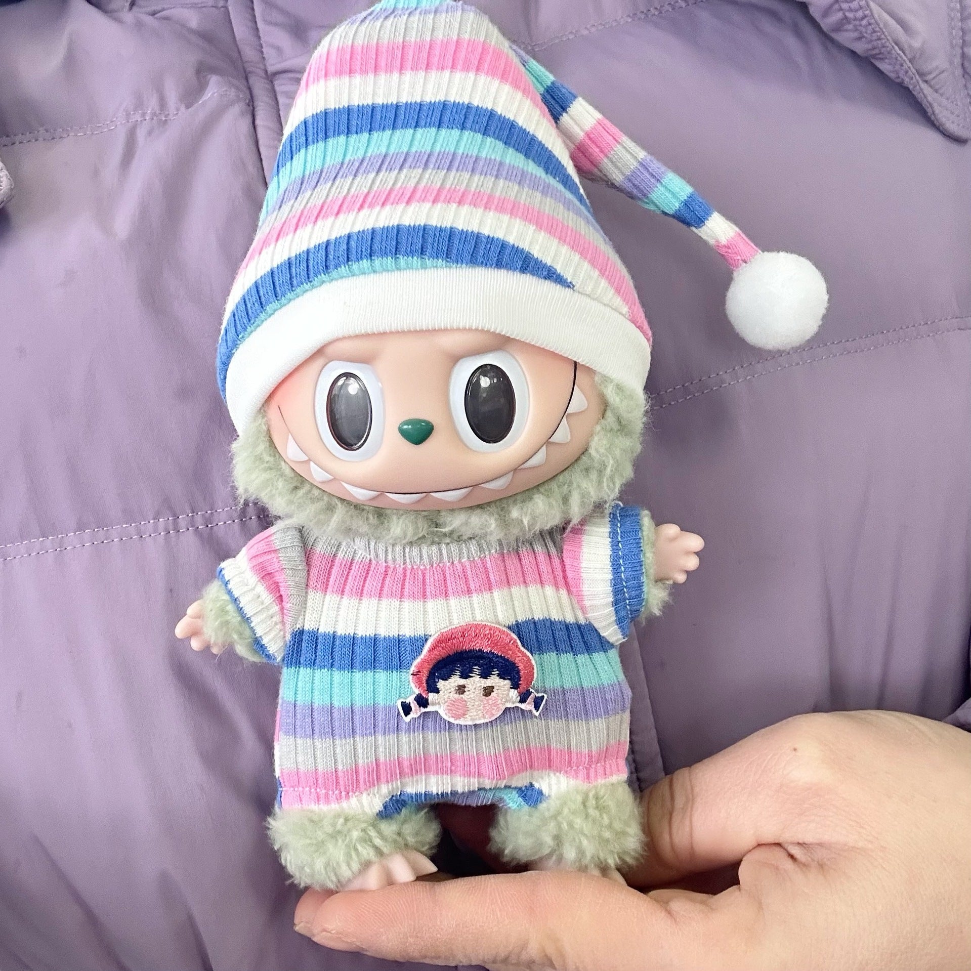 Only clothes] the first and second generation of blind box cloth clothes rainbow striped shirt hat LABUBU pendant for cute