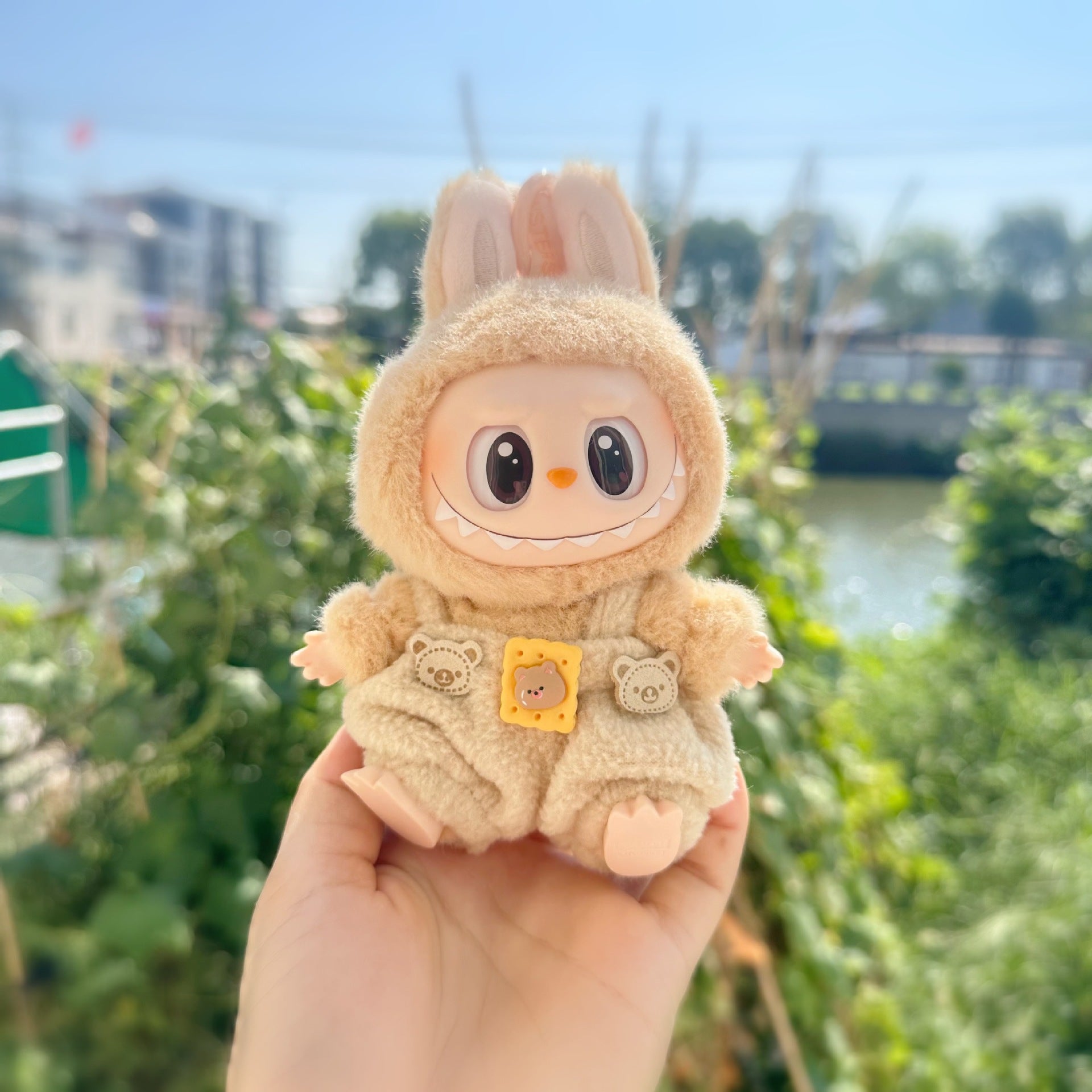 Only clothes] second-generation labubu clothes pendant LABUBU sit party doll biscuit music bear suspenders
