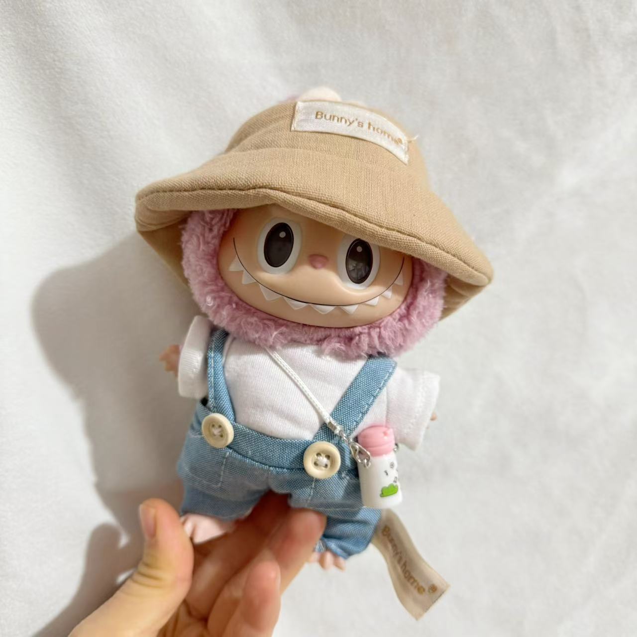 Only clothes] the first and second generation of LABUBU pendant clothes blind box LABUBU for Denim small strap hat suit