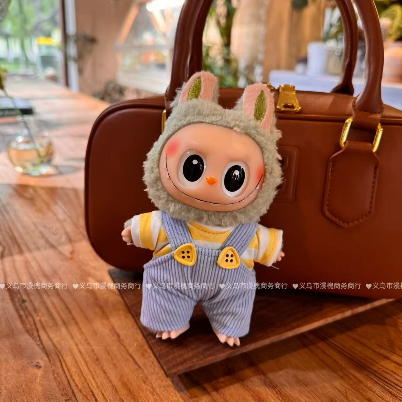 Suitable for cloth strap pants to wear plush toy jeans doll accessories [only for T]]