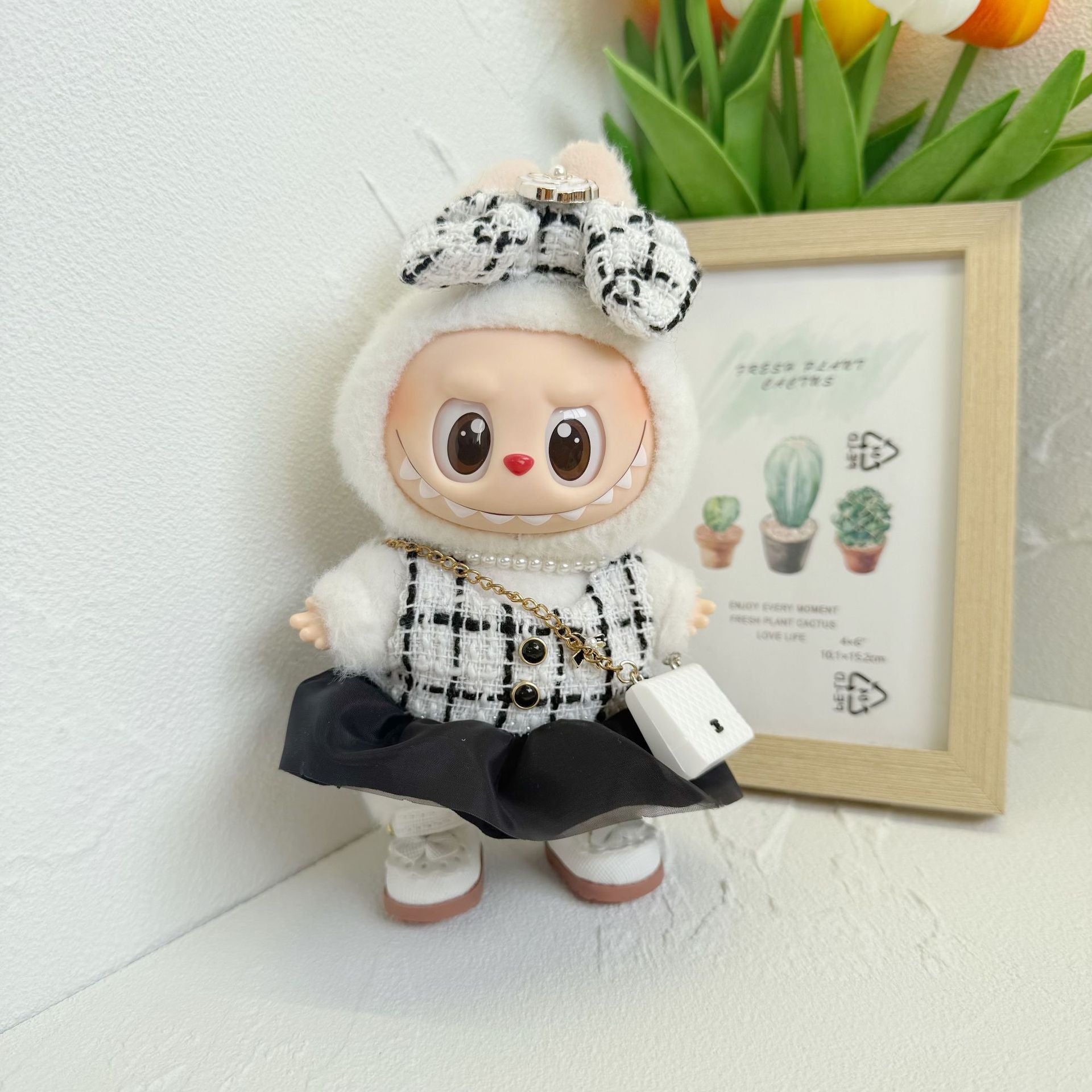 First and Second Generation Blind Box Labubu Doll Clothes Vinyl Pendant Labubu Sitting Party Clothes Lady Small Fragrance Suit