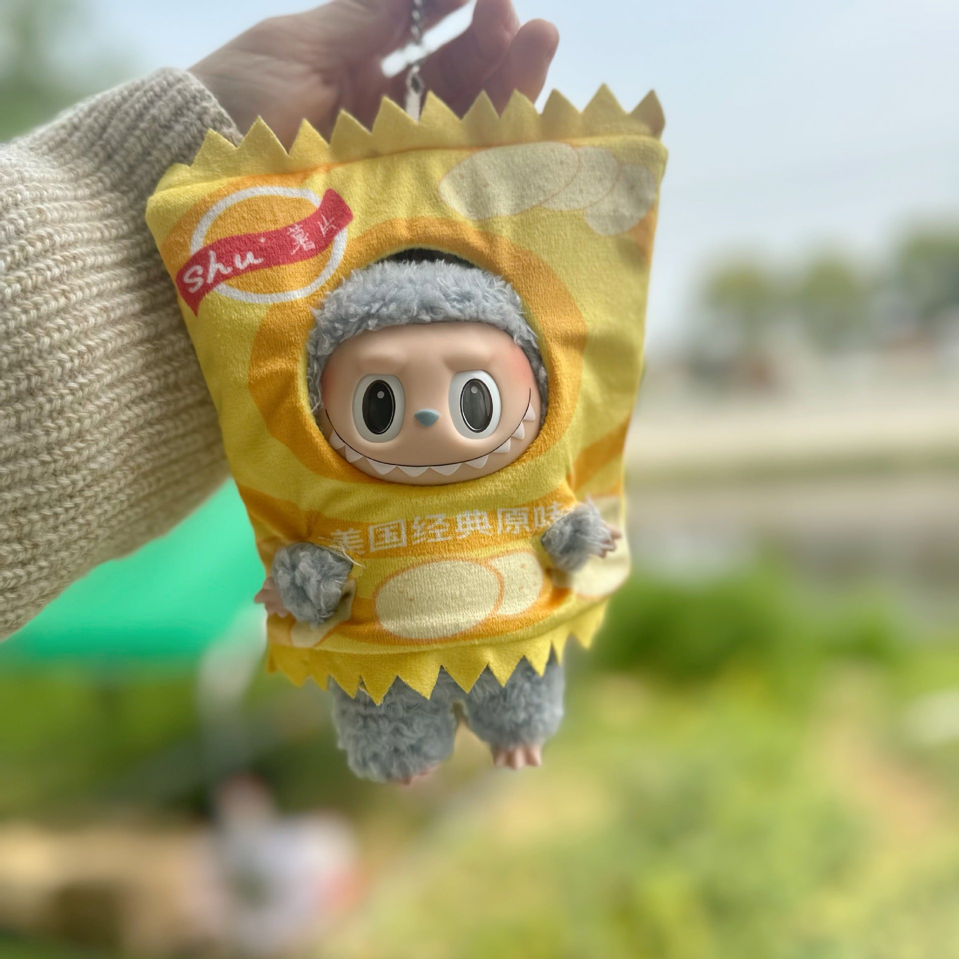 Only clothes] 17CM Rab cloth headgear key chain LABUBU outside with French fries potato chips bread baby hat