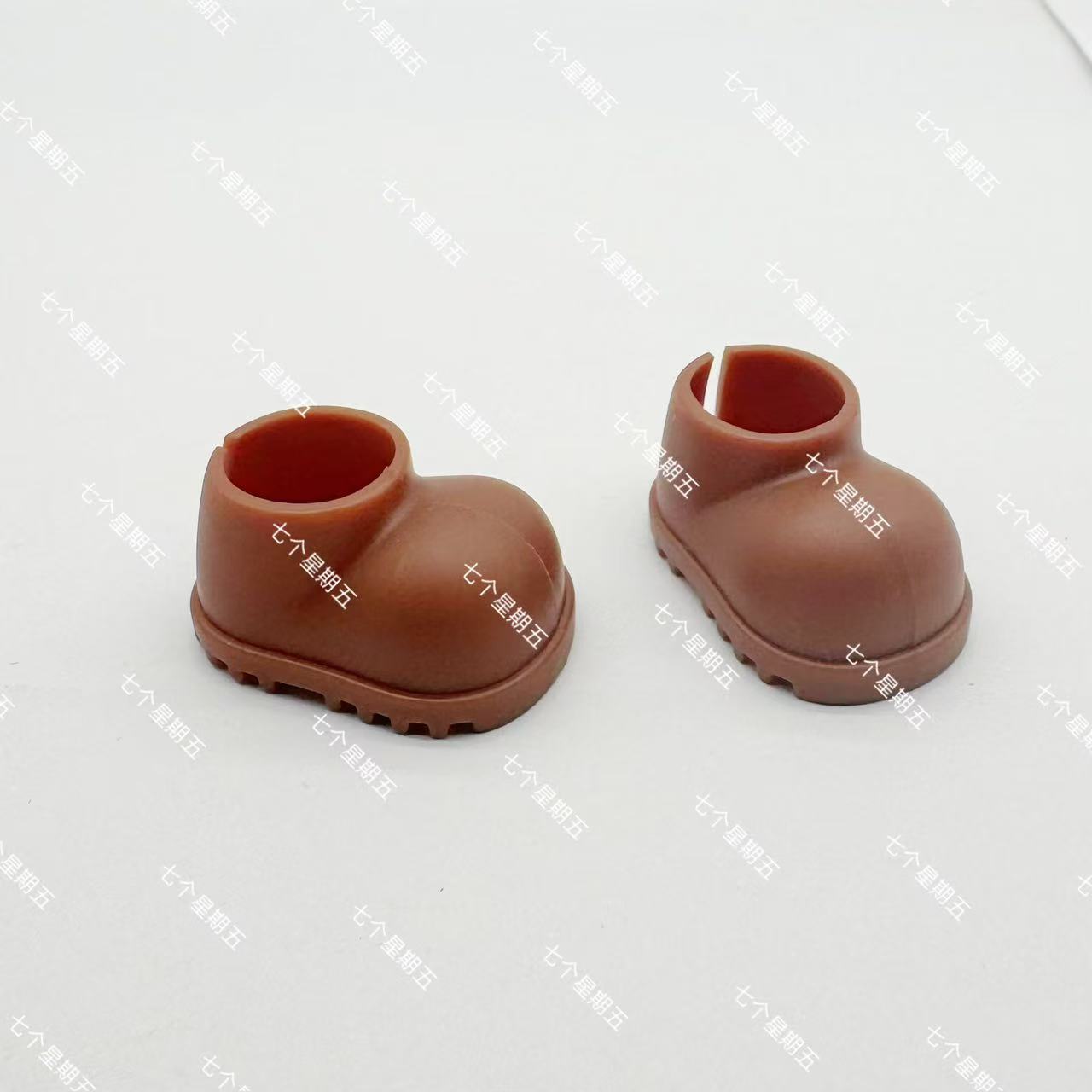 Stand Labubu10CM15 cm cotton doll doll doll shoes short rain boots toy accessories wholesale