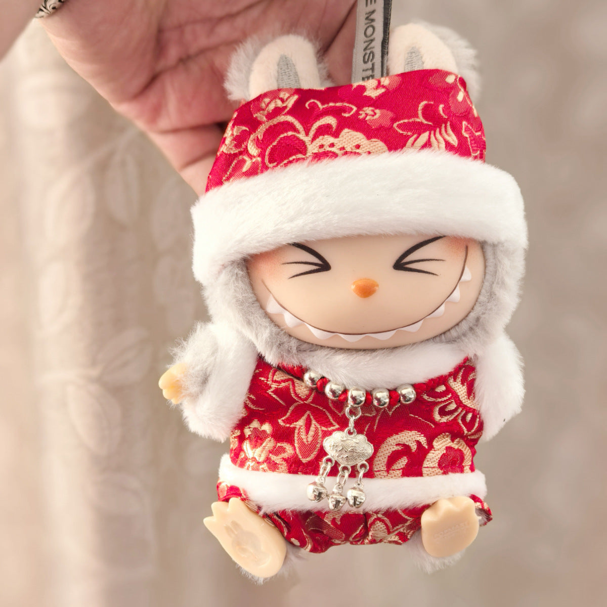 Only clothes] pendant labubu new year clothes one or two generation blind box LABUBU suit new year clothes for Tang suit