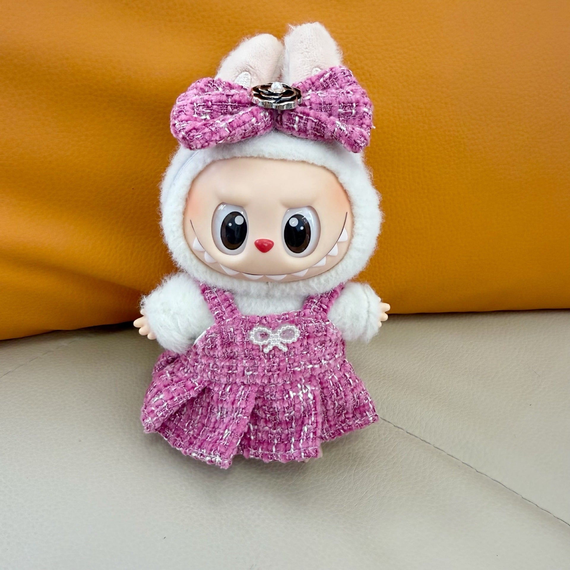 Baby Coat Only] First/Second Generation Pendant Labubu Sit Party Series Doll Coat LABUBU for Fragrant Style