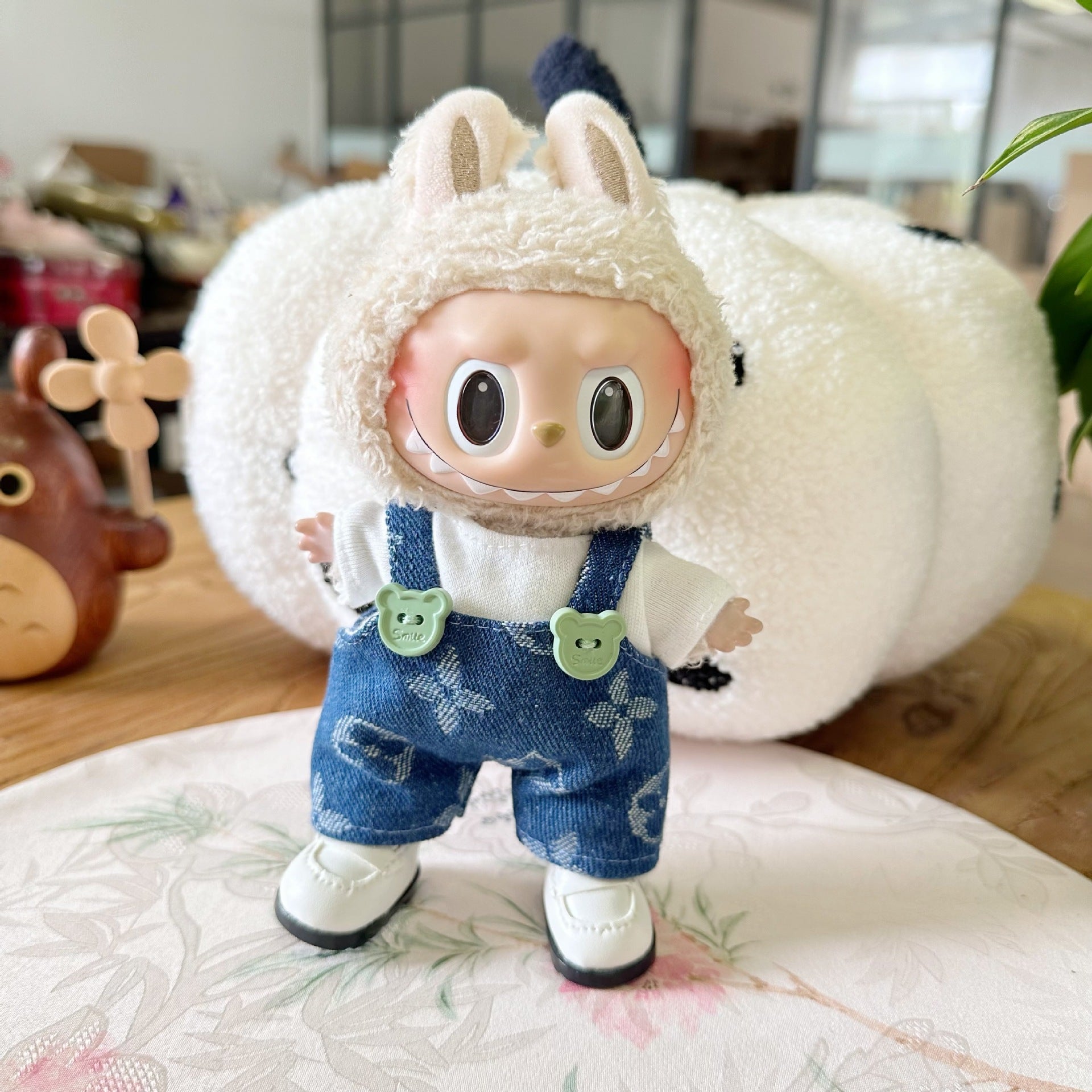 Only clothes] blind box pull cloth doll clothes 17CM pendant LABUBU suit for four-leaf clover suspenders