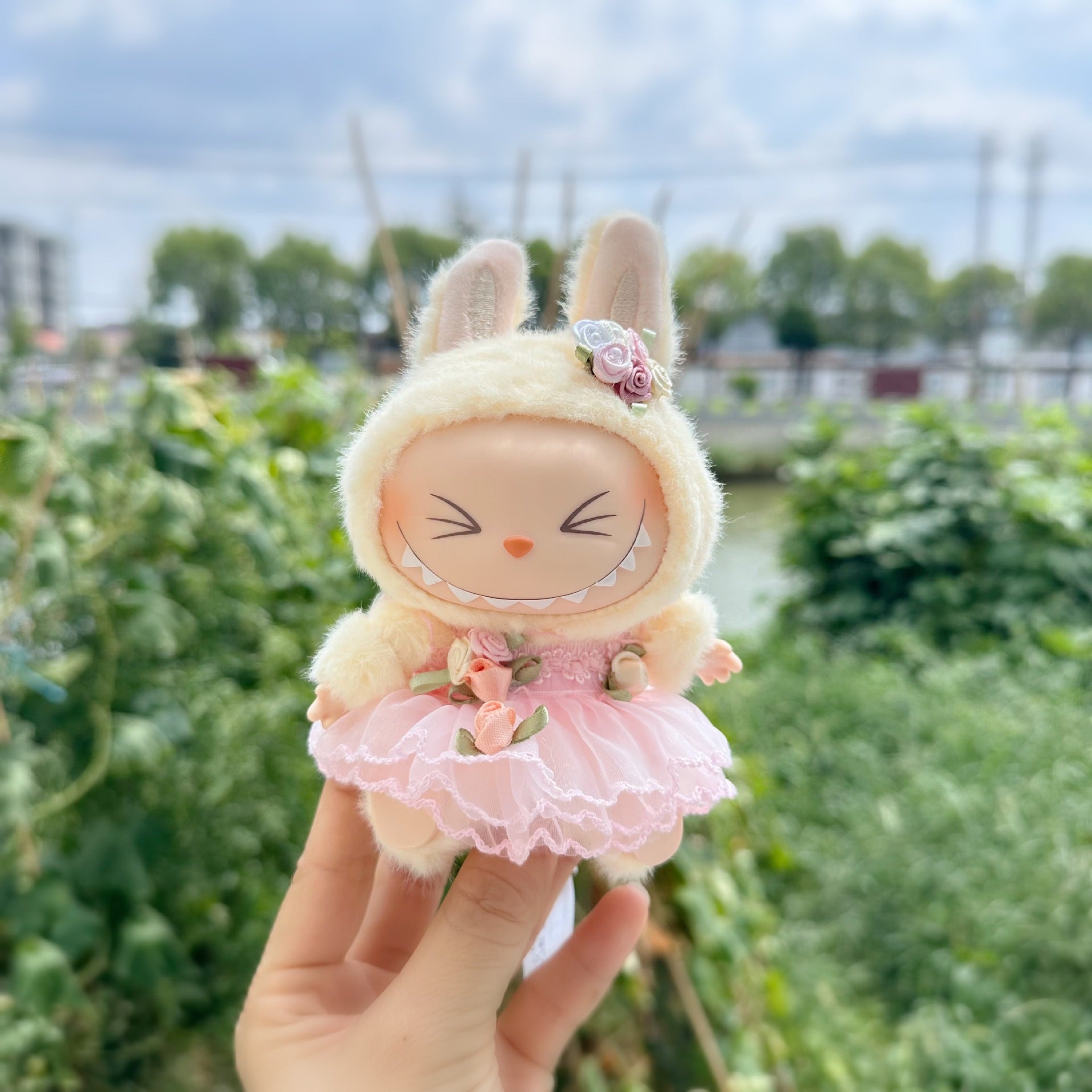 Only clothes] second generation blind box LABUBU clothes vinyl cloth cloth sit team series doll wedding wonderful skirt adorable
