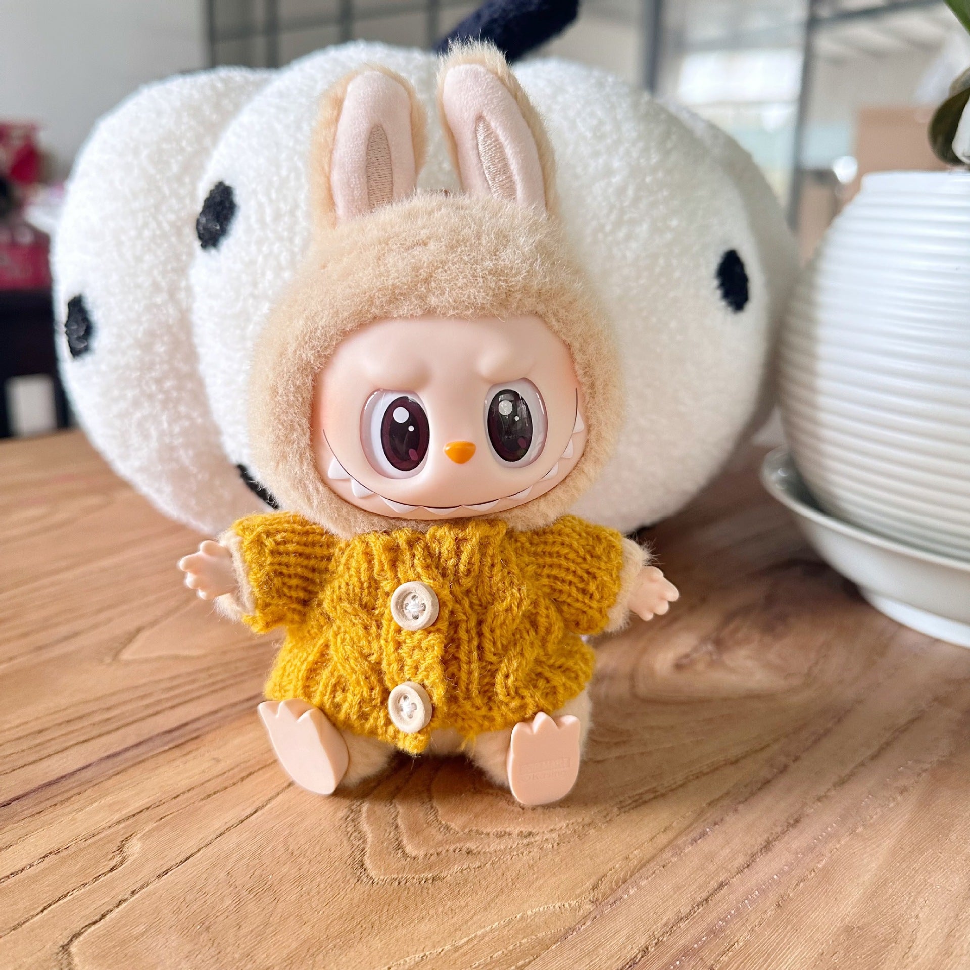 Only clothes] the first and second generation of labubu doll clothes LABUBU sitting party doll for autumn and winter sweater
