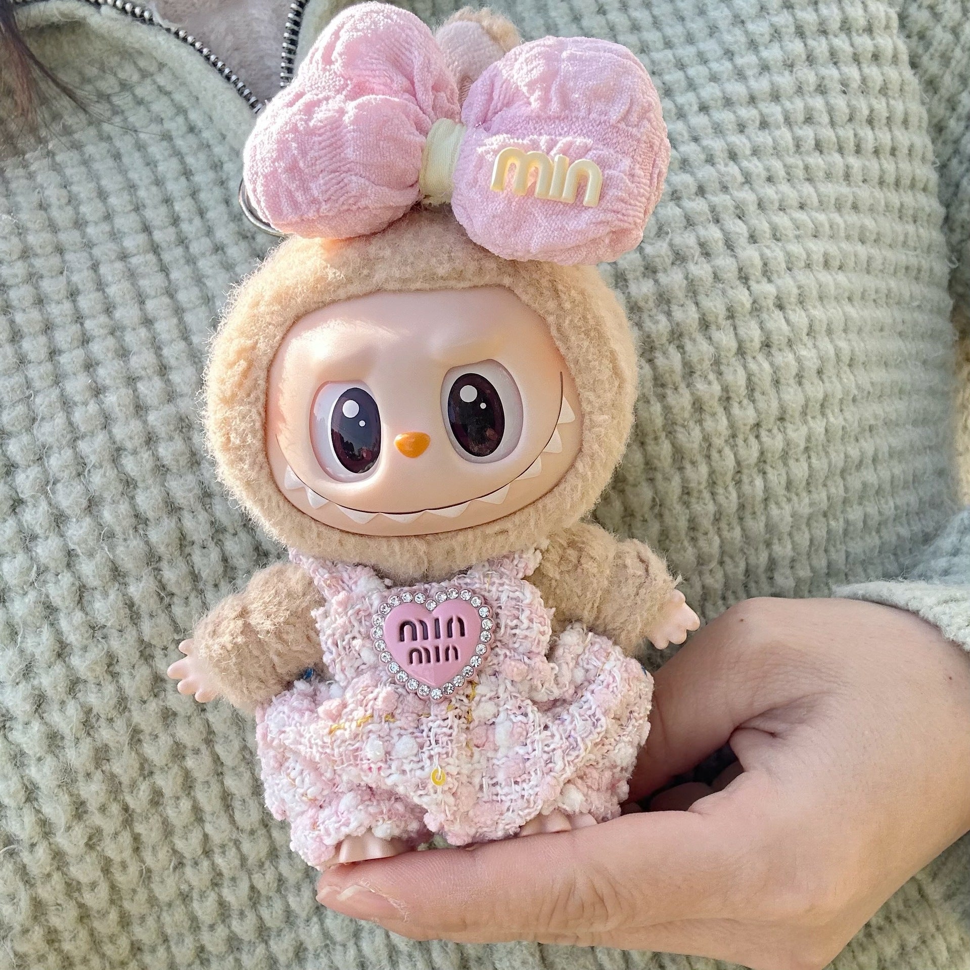 Baby Coat Only] First/Second Generation Pendant Labubu Sit Party Series Doll Coat LABUBU for Fragrant Style