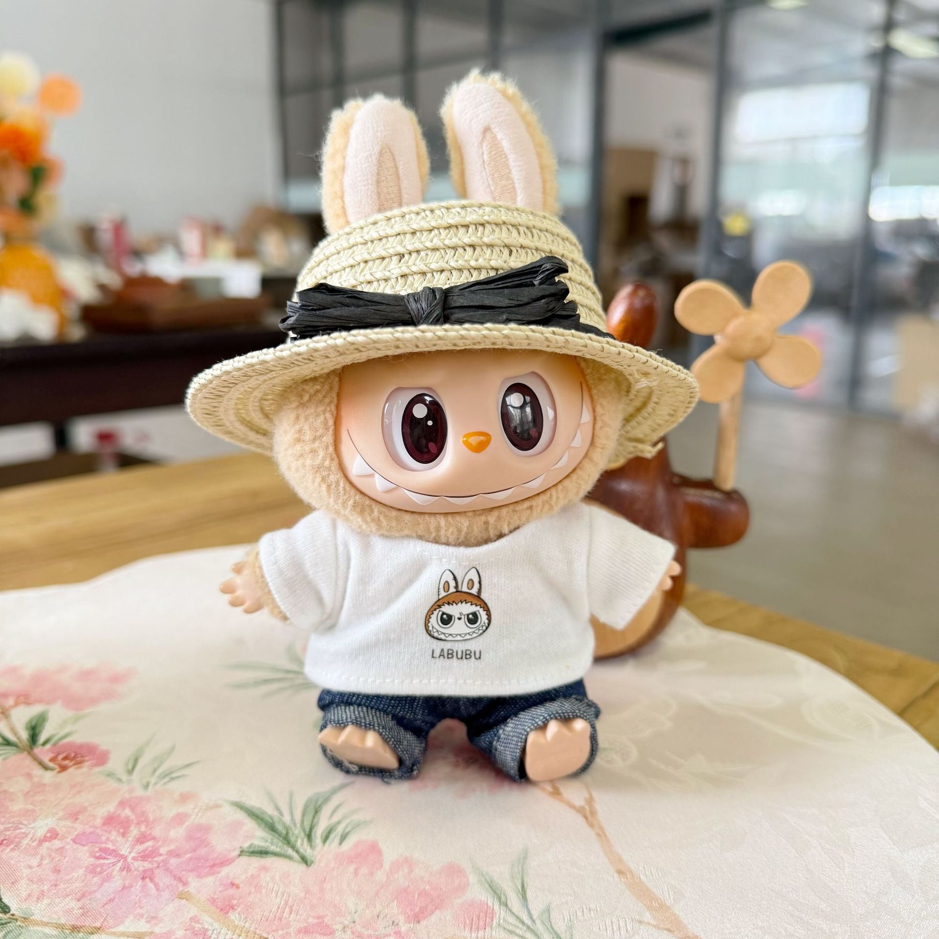 The first and second generation pendant labubu sit party clothes spring T-shirt plaid skirt suit generation LABUBU