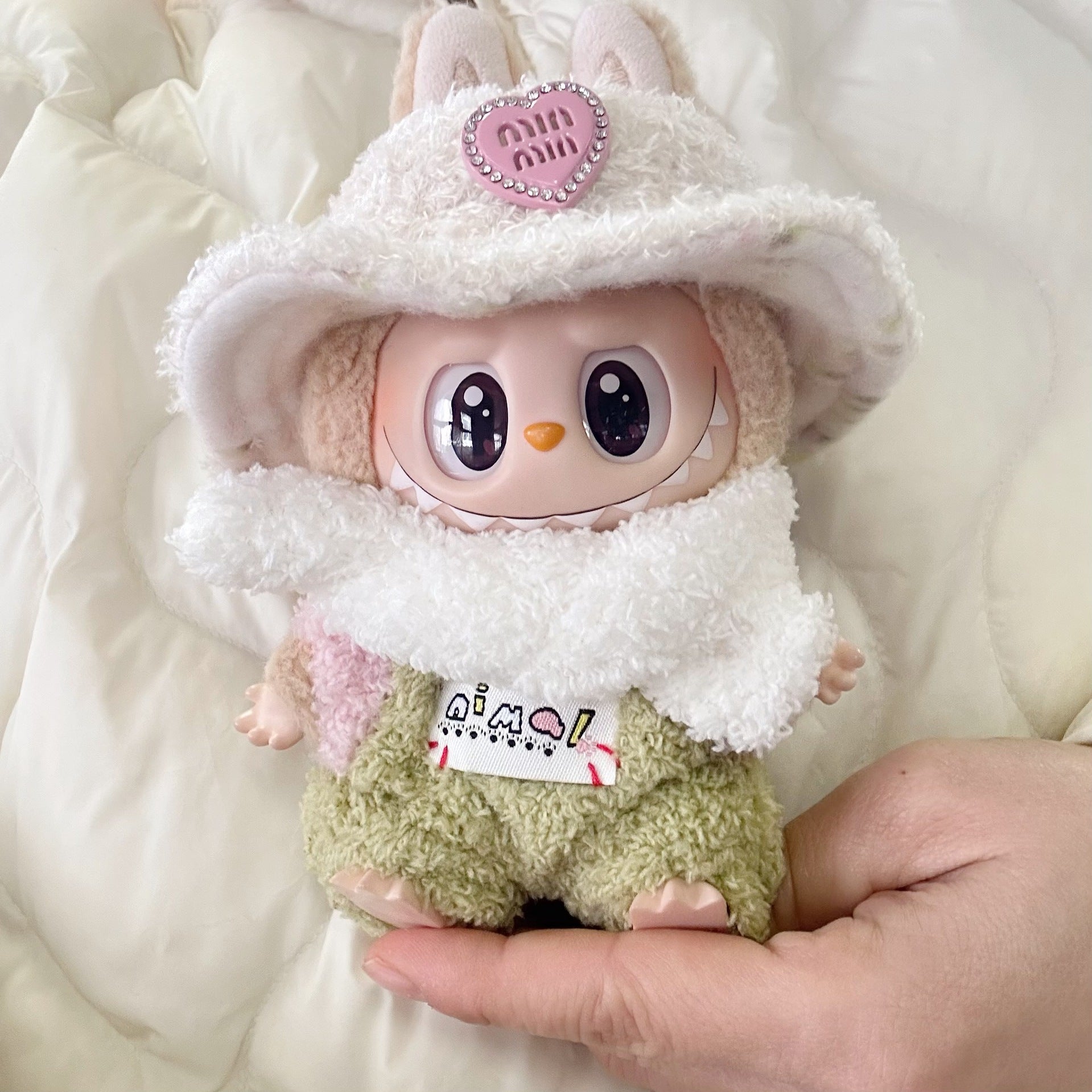 Only clothes] one or two generation pendant LABUBU clothes cloth sit party double warm velvet one-piece climbing suit