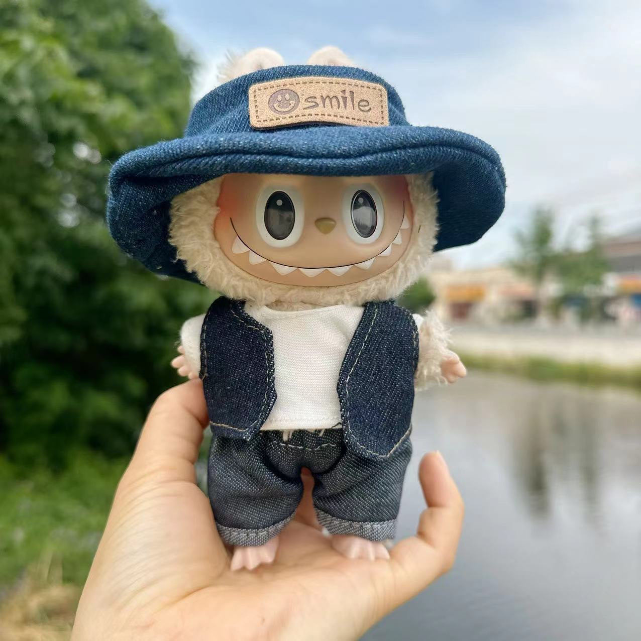 Clothes Only] Macaron Labu Cloth Pendant Clothes Denim suit 17CM Keychain LABUBU Hat Shoes